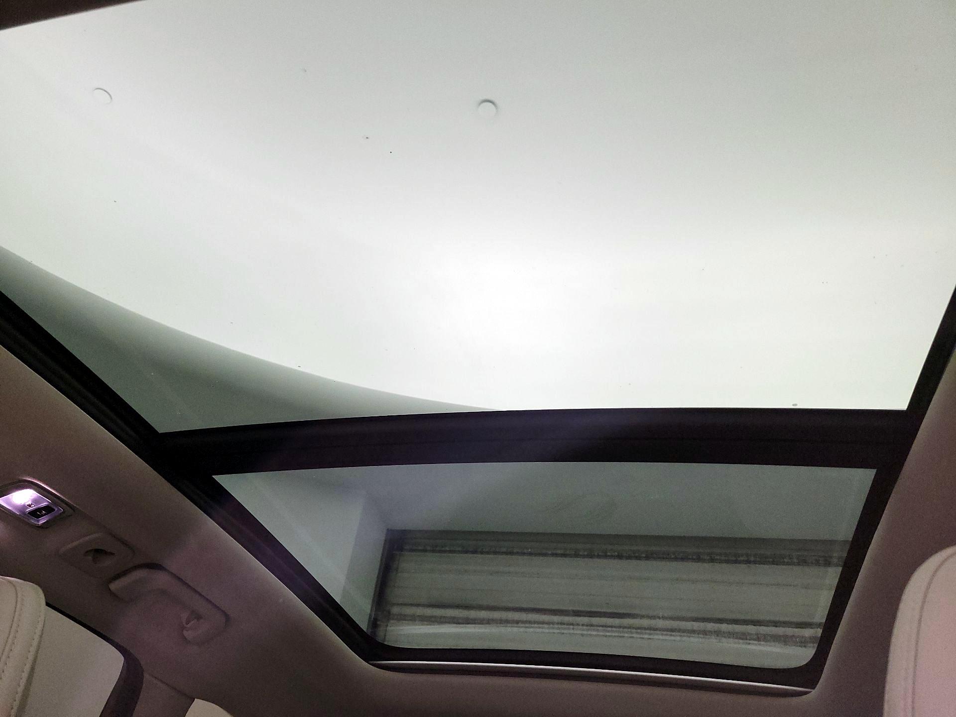 Thumbnail: 2021 Volvo XC60 - 19