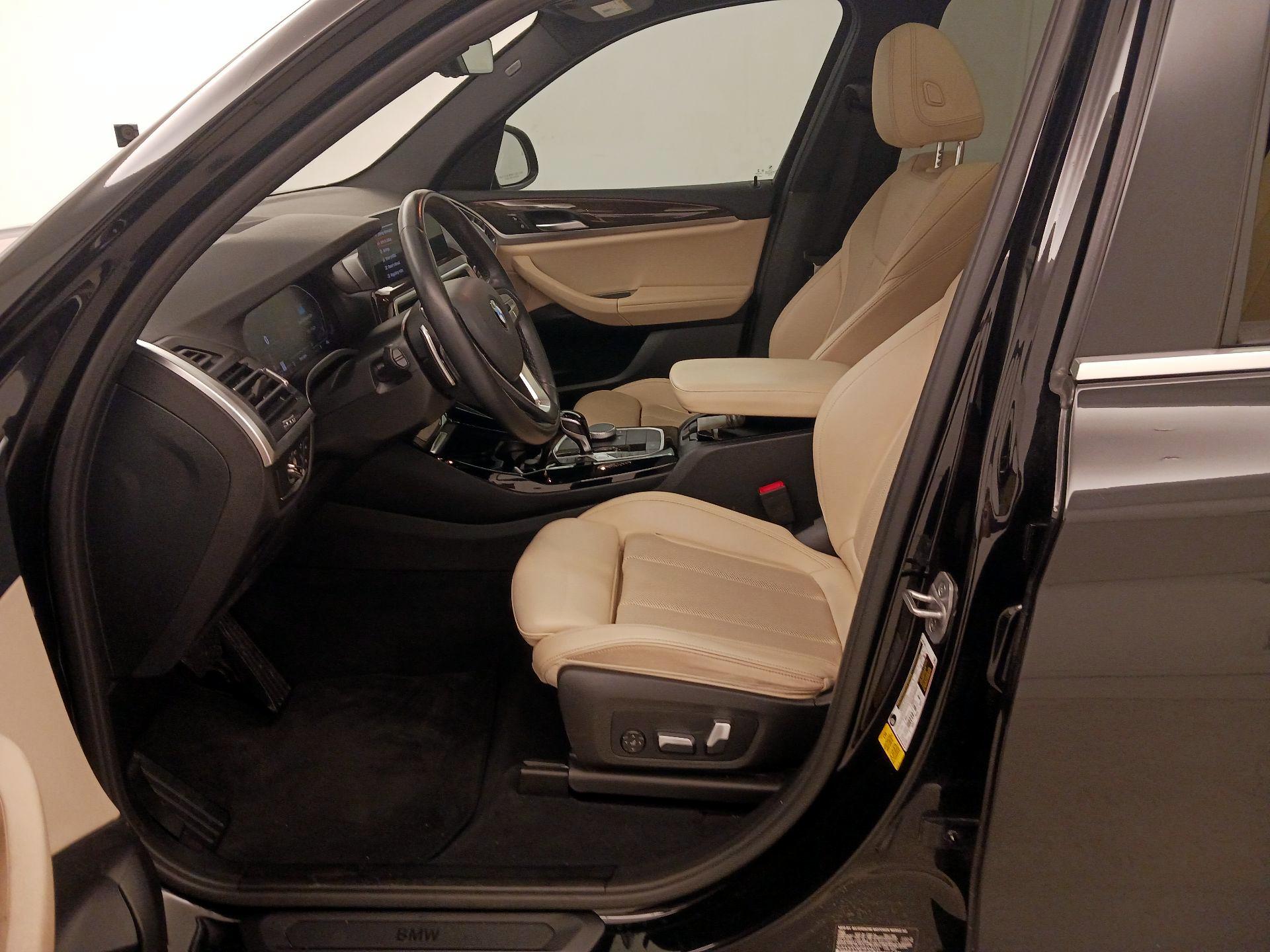 Thumbnail: 2023 BMW X3 - 11