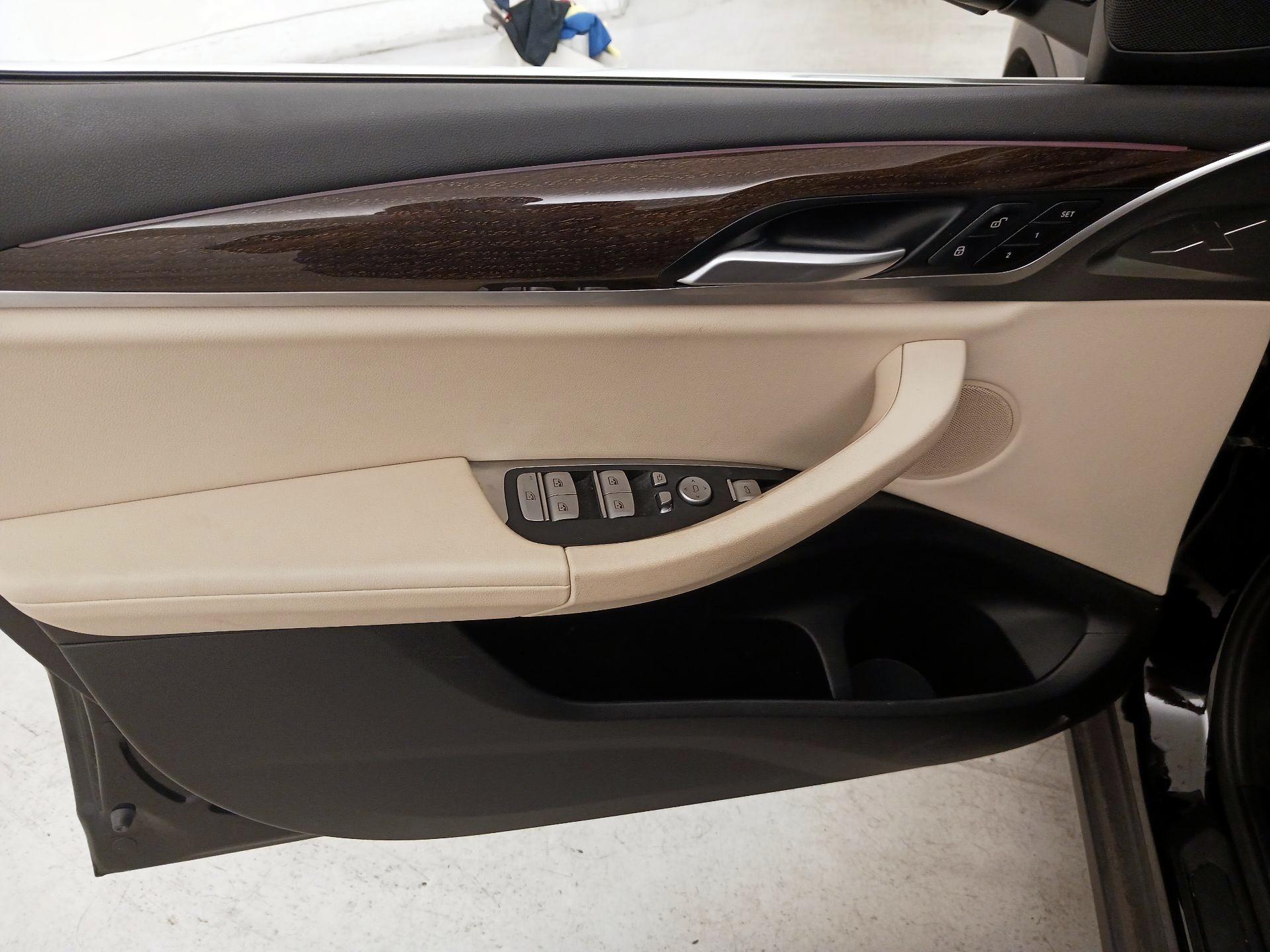 Thumbnail: 2023 BMW X3 - 12