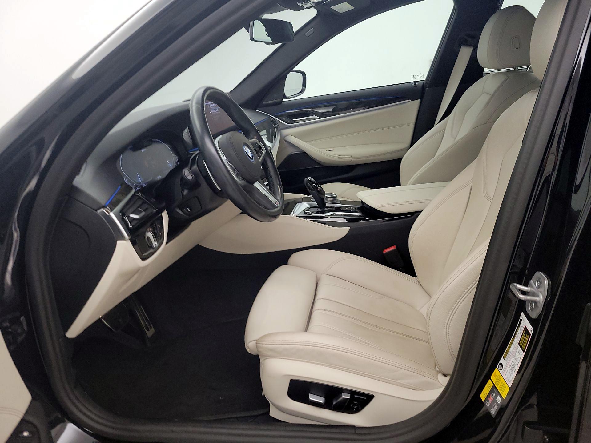 Thumbnail: 2023 BMW 5 Series - 11