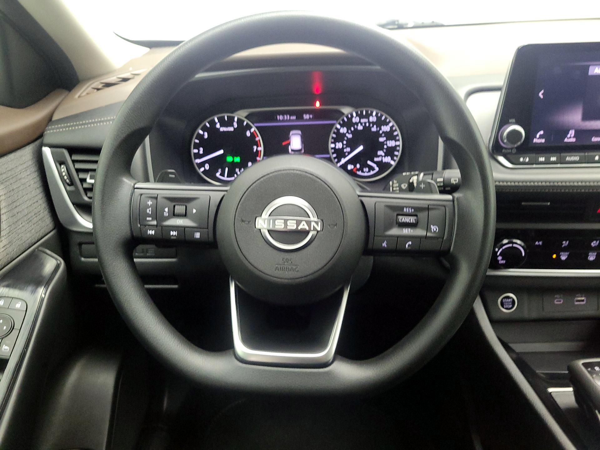 Thumbnail: 2023 Nissan Rogue - 10