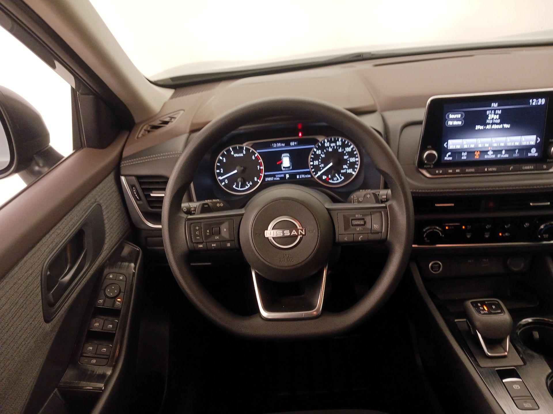 Thumbnail: 2023 Nissan Rogue - 10