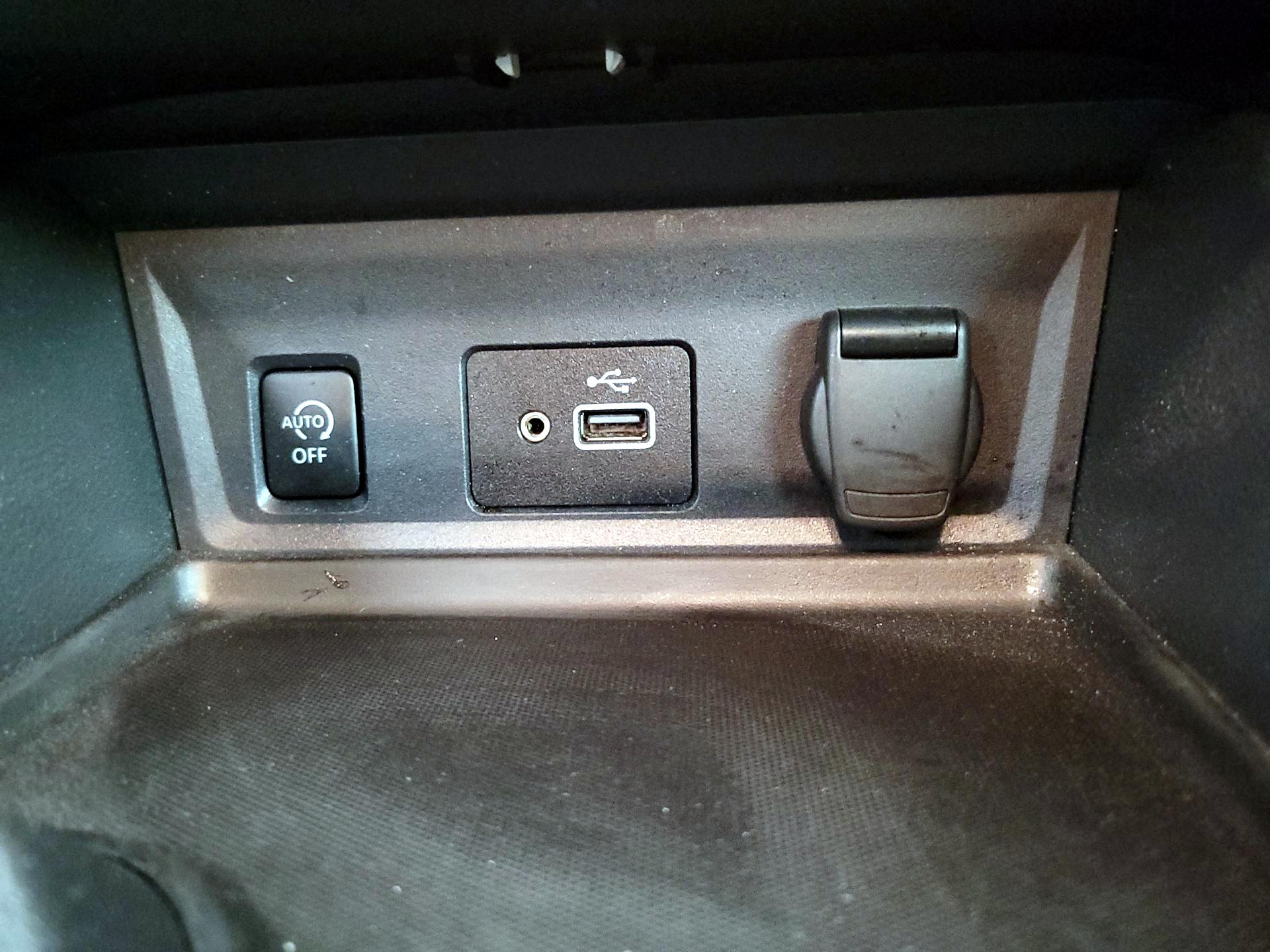 Thumbnail: 2024 Nissan Sentra - 18