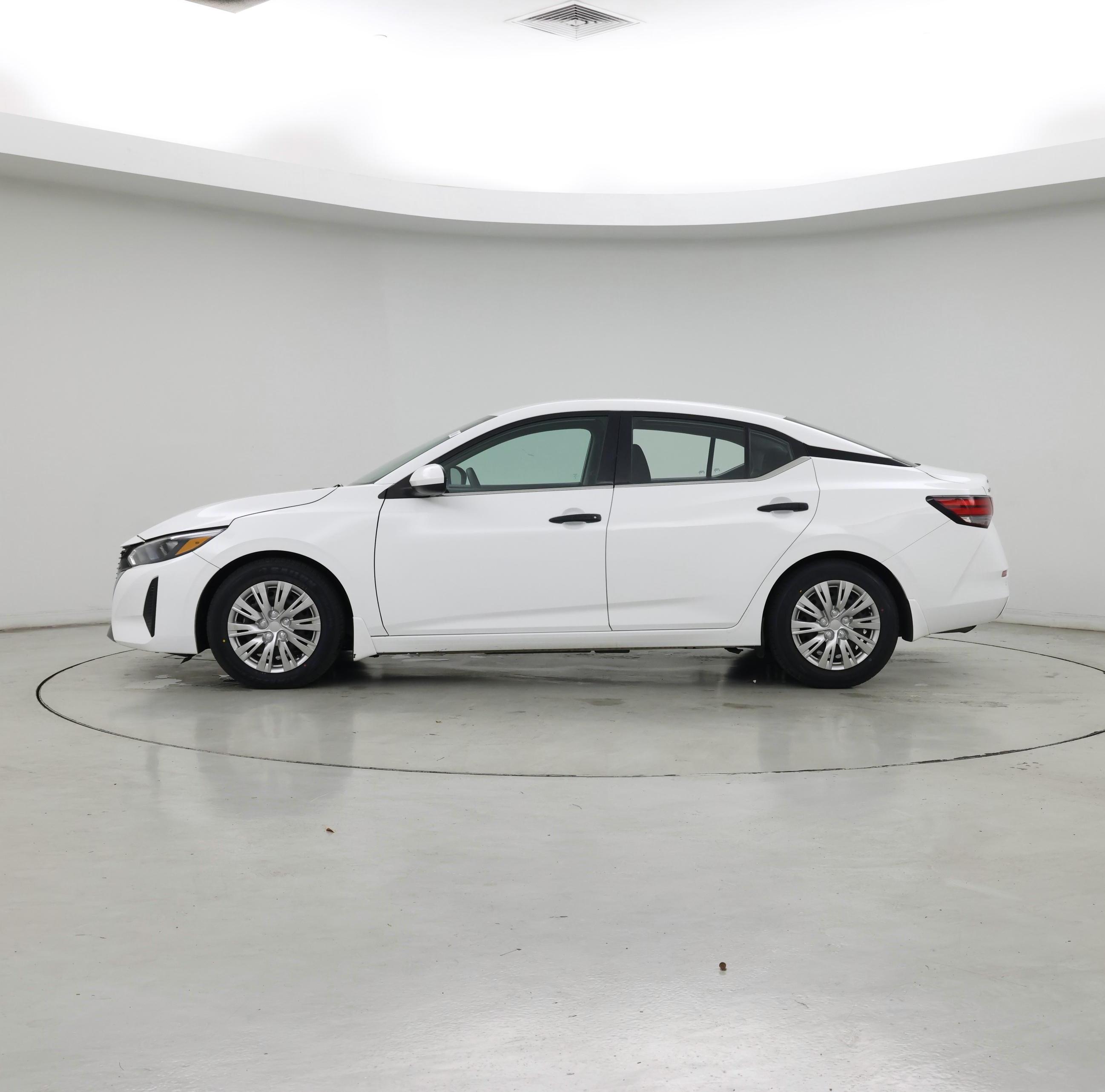 Thumbnail: 2024 Nissan Sentra - 3