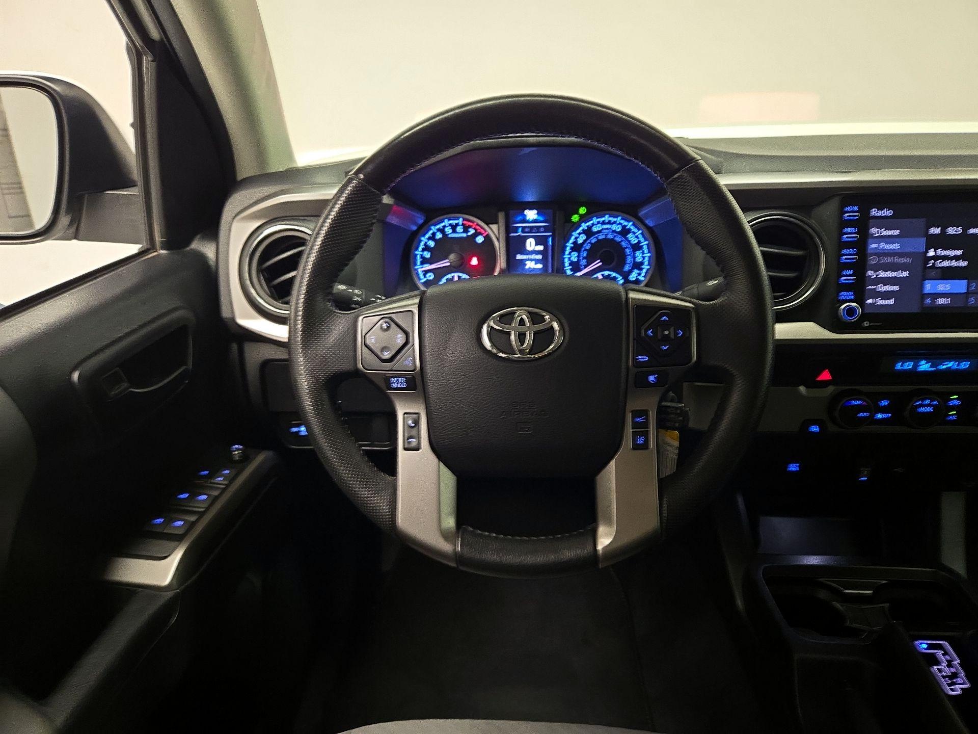 Thumbnail: 2021 Toyota Tacoma - 10