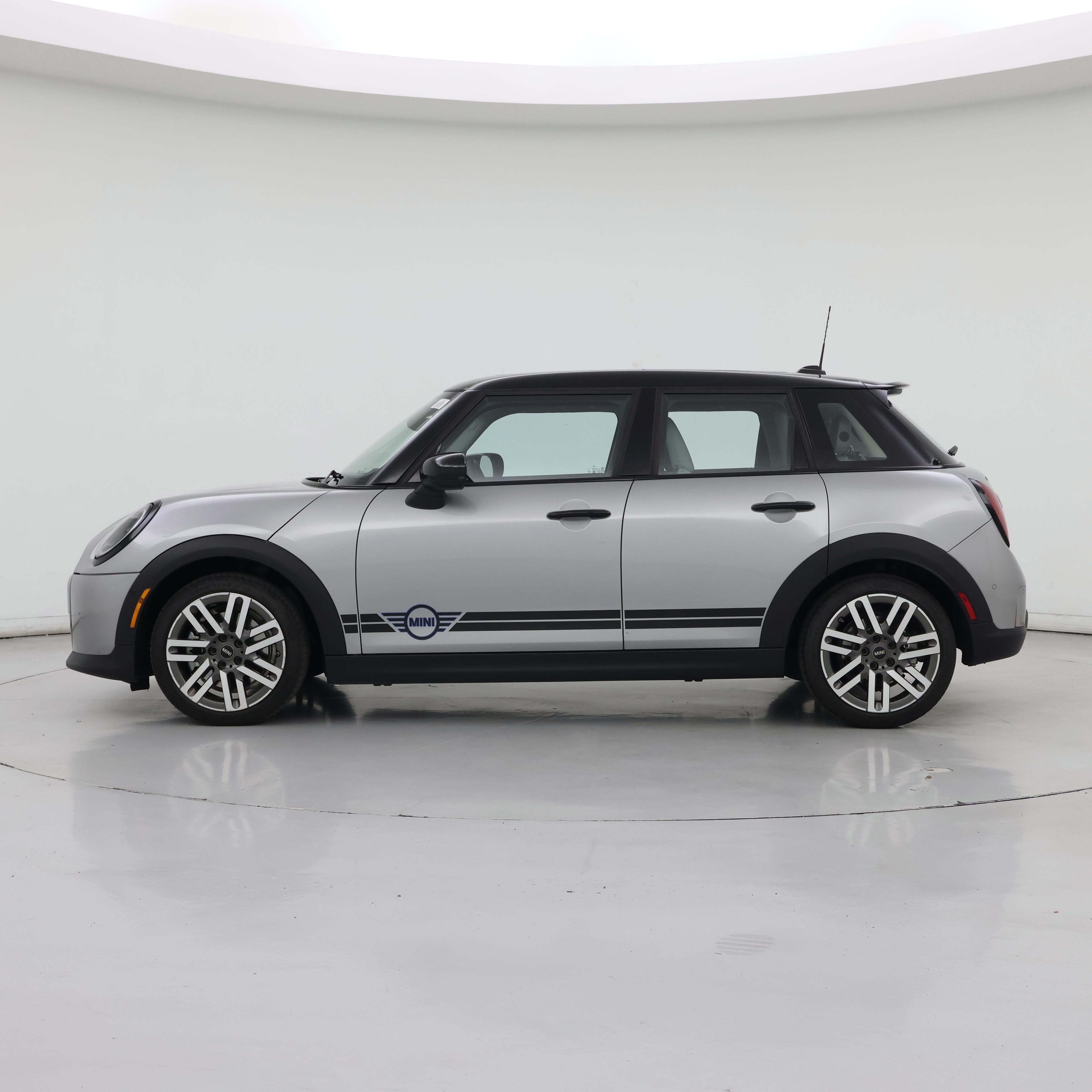 Thumbnail: 2025 MINI Cooper Hardtop - 3