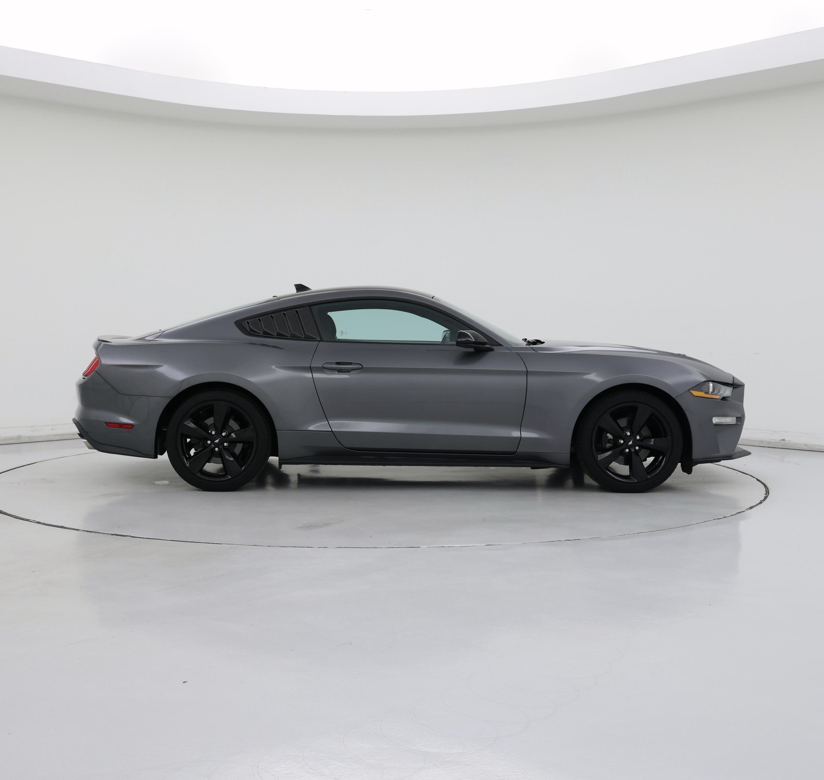 Thumbnail: 2022 Ford Mustang - 7