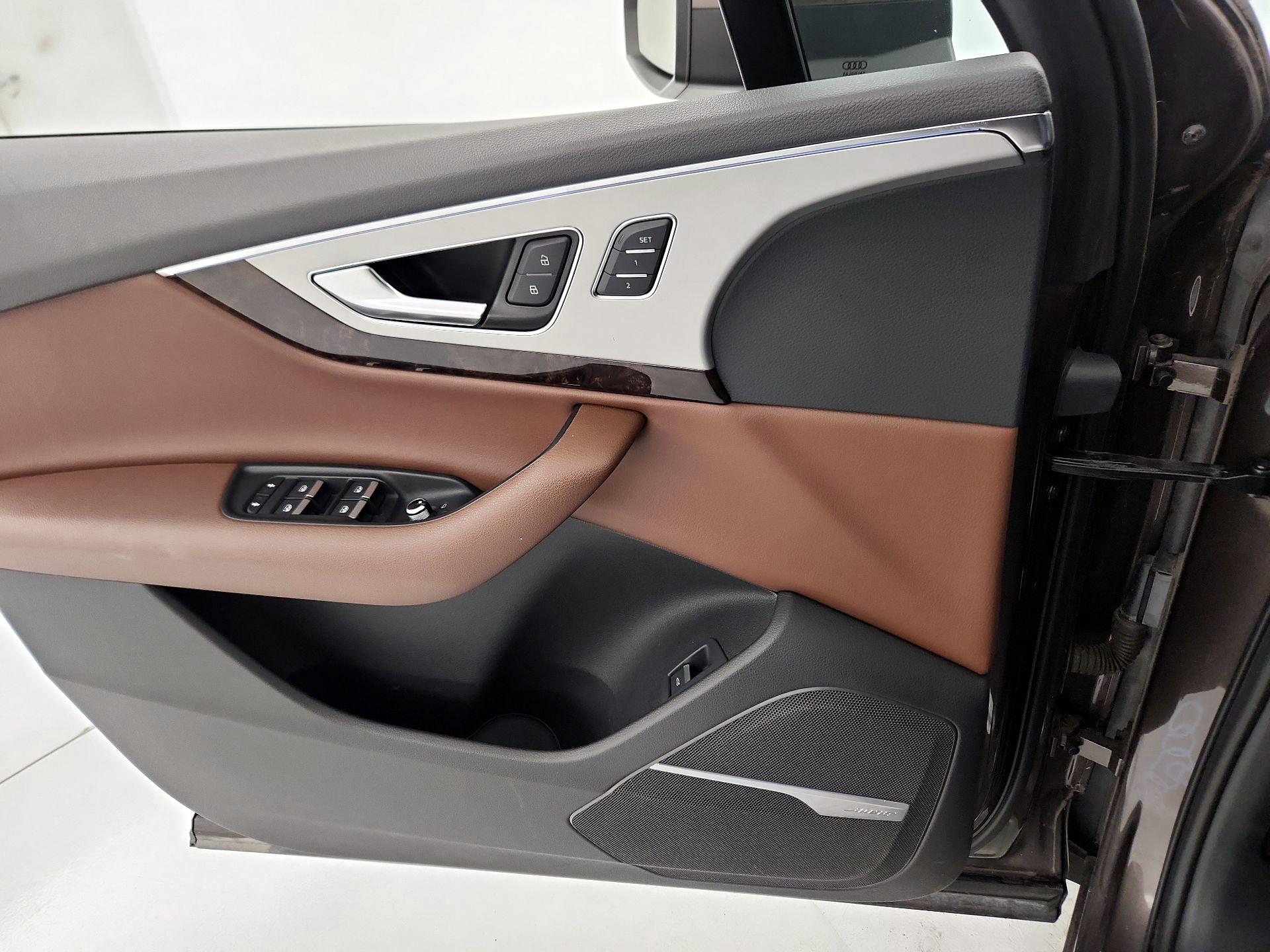 Thumbnail: 2018 Audi Q7 - 12