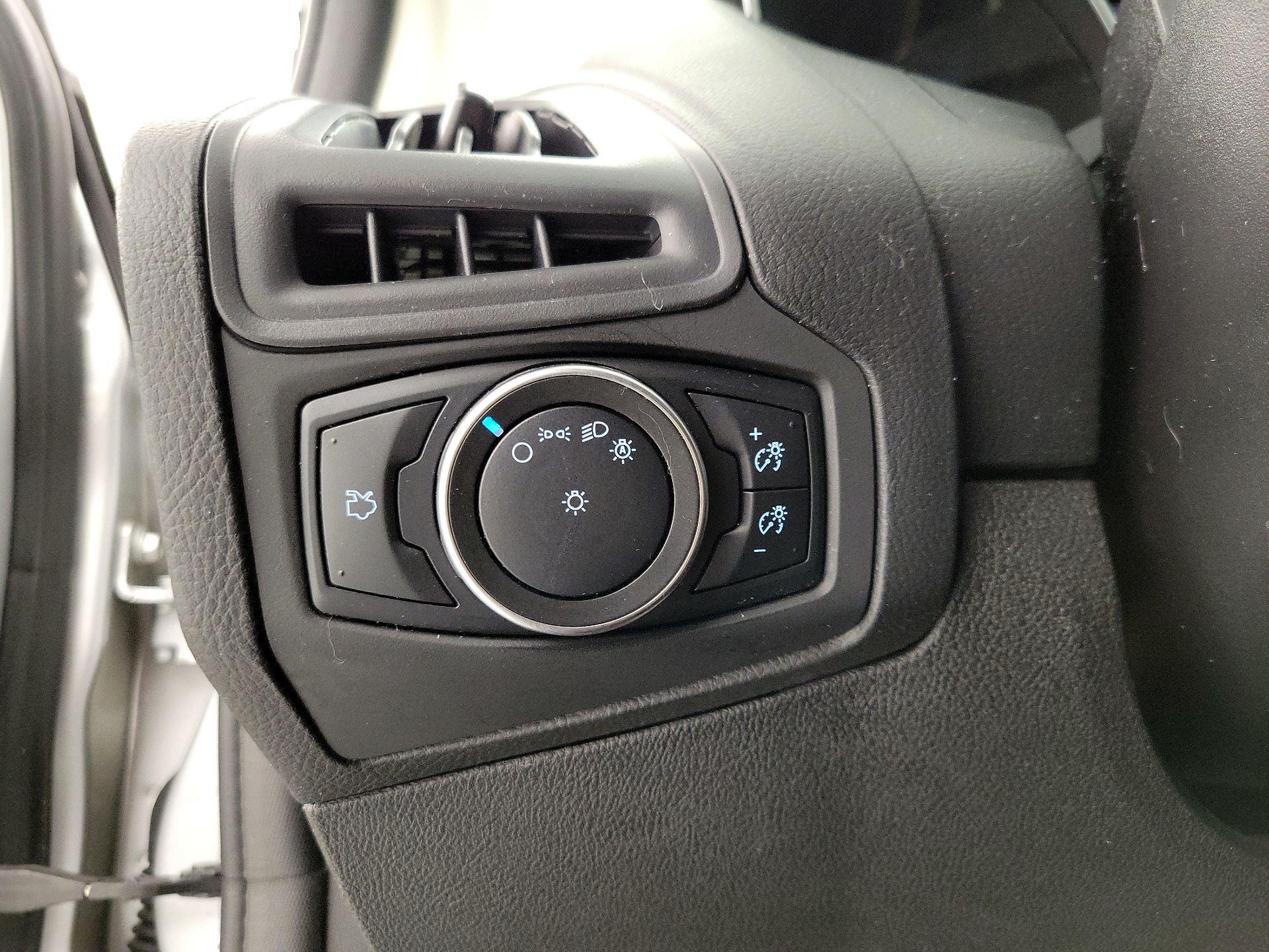 Thumbnail: 2018 Ford Focus - 13