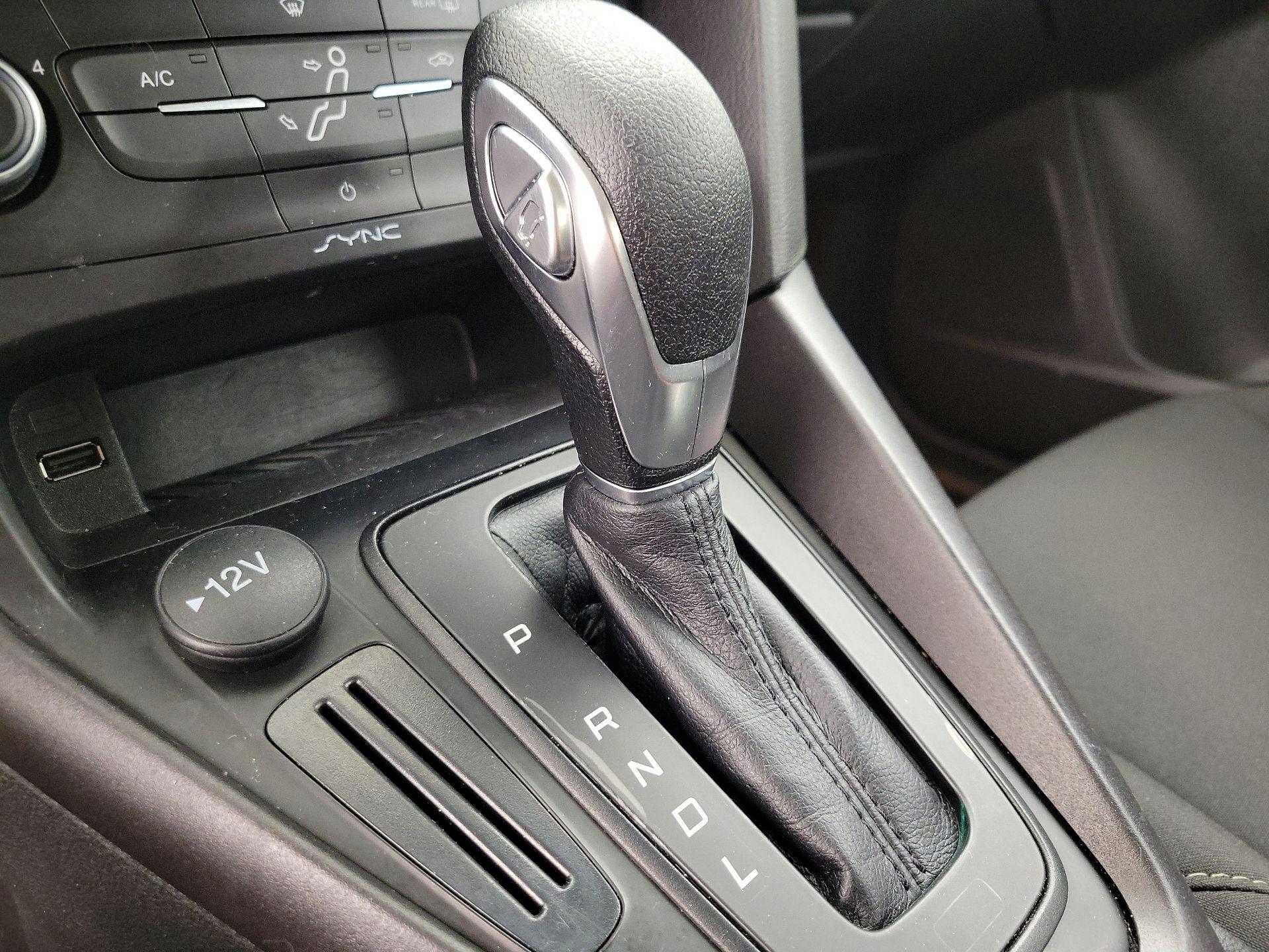 Thumbnail: 2018 Ford Focus - 17