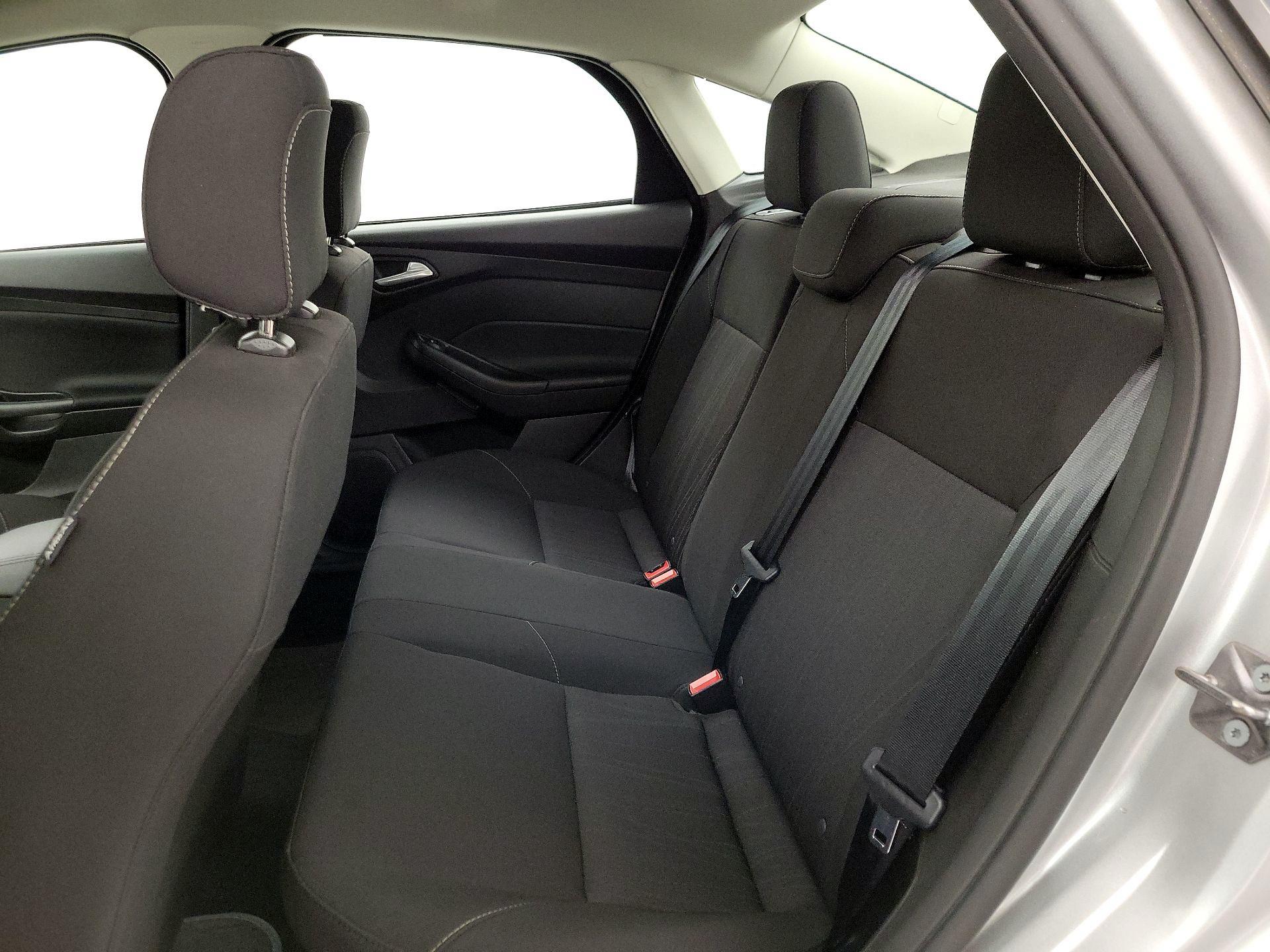 Thumbnail: 2018 Ford Focus - 19