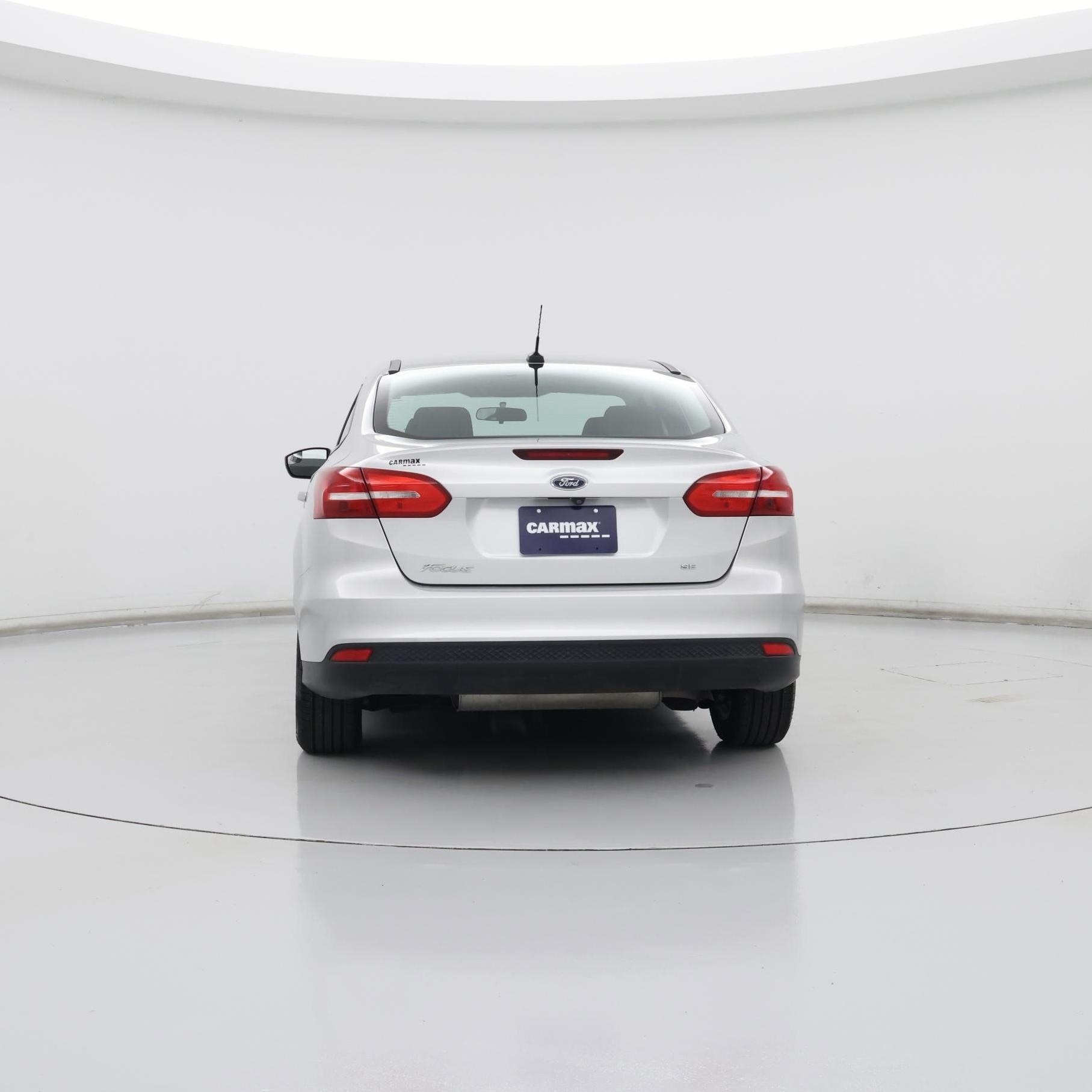 Thumbnail: 2018 Ford Focus - 6