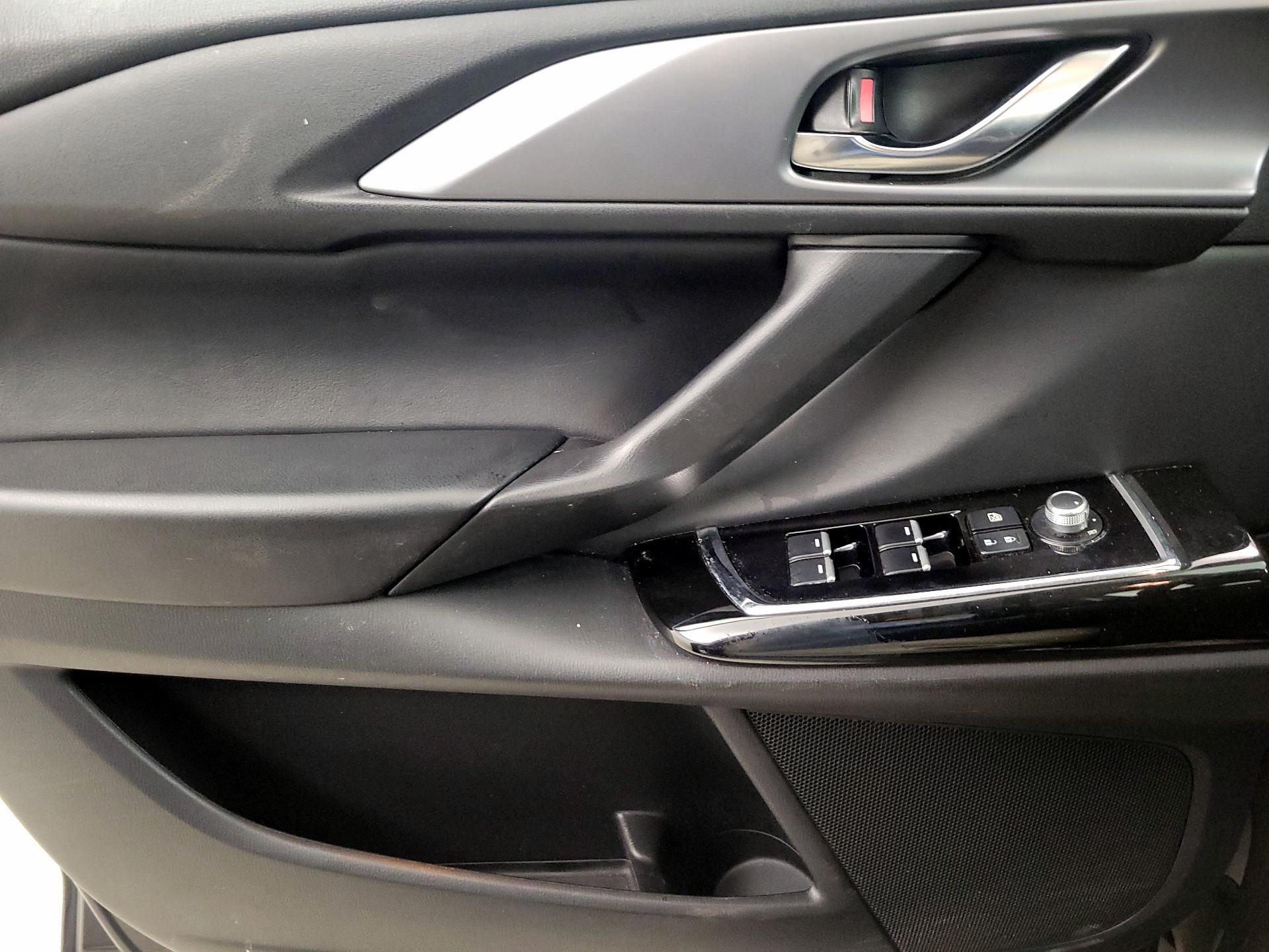 Thumbnail: 2023 Mazda CX-9 - 12