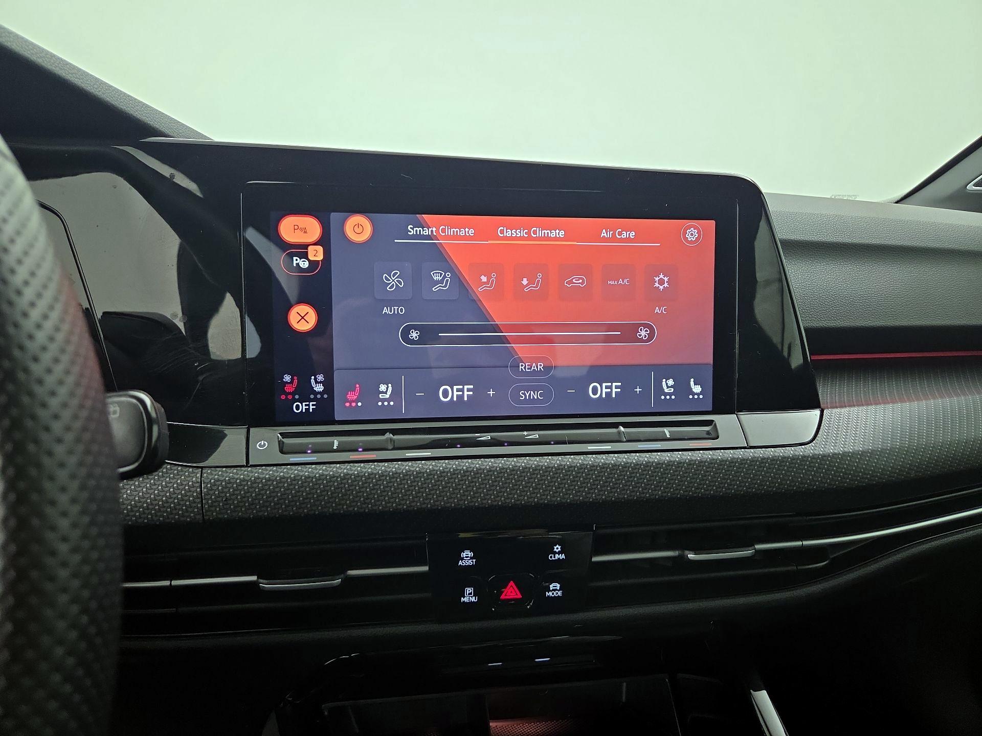 Thumbnail: 2024 Volkswagen Golf - 17