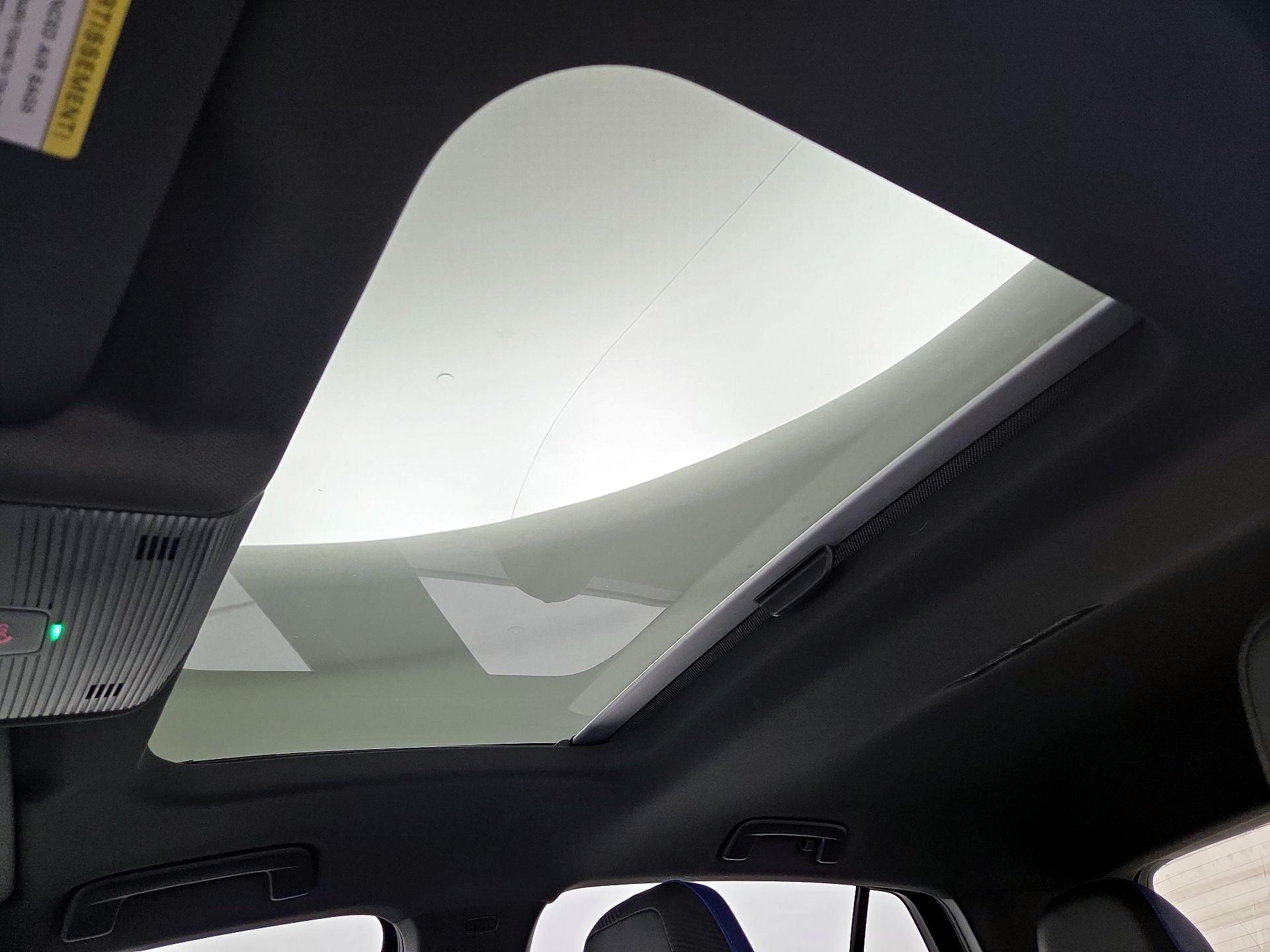 Thumbnail: 2024 Volkswagen Golf - 20