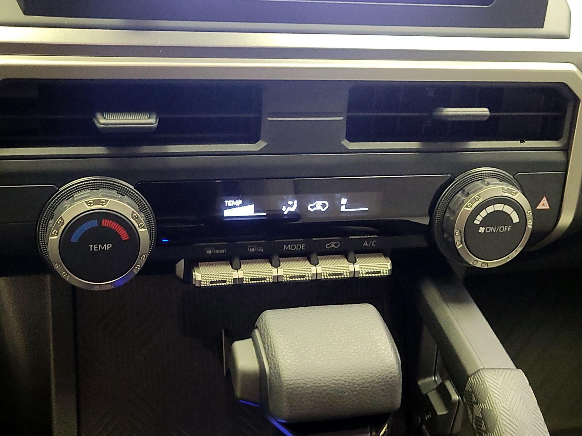 Thumbnail: 2025 Toyota 4Runner - 14