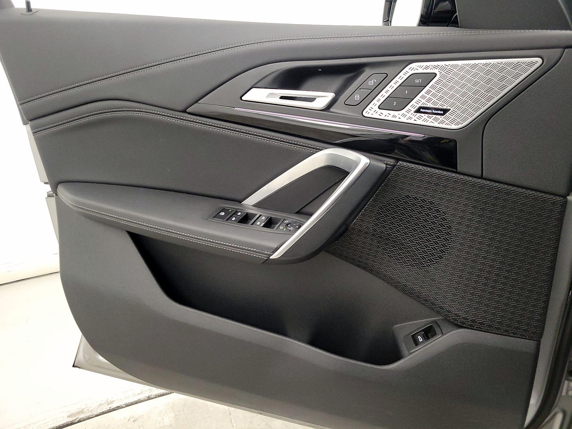 Thumbnail: 2023 BMW X1 - 12