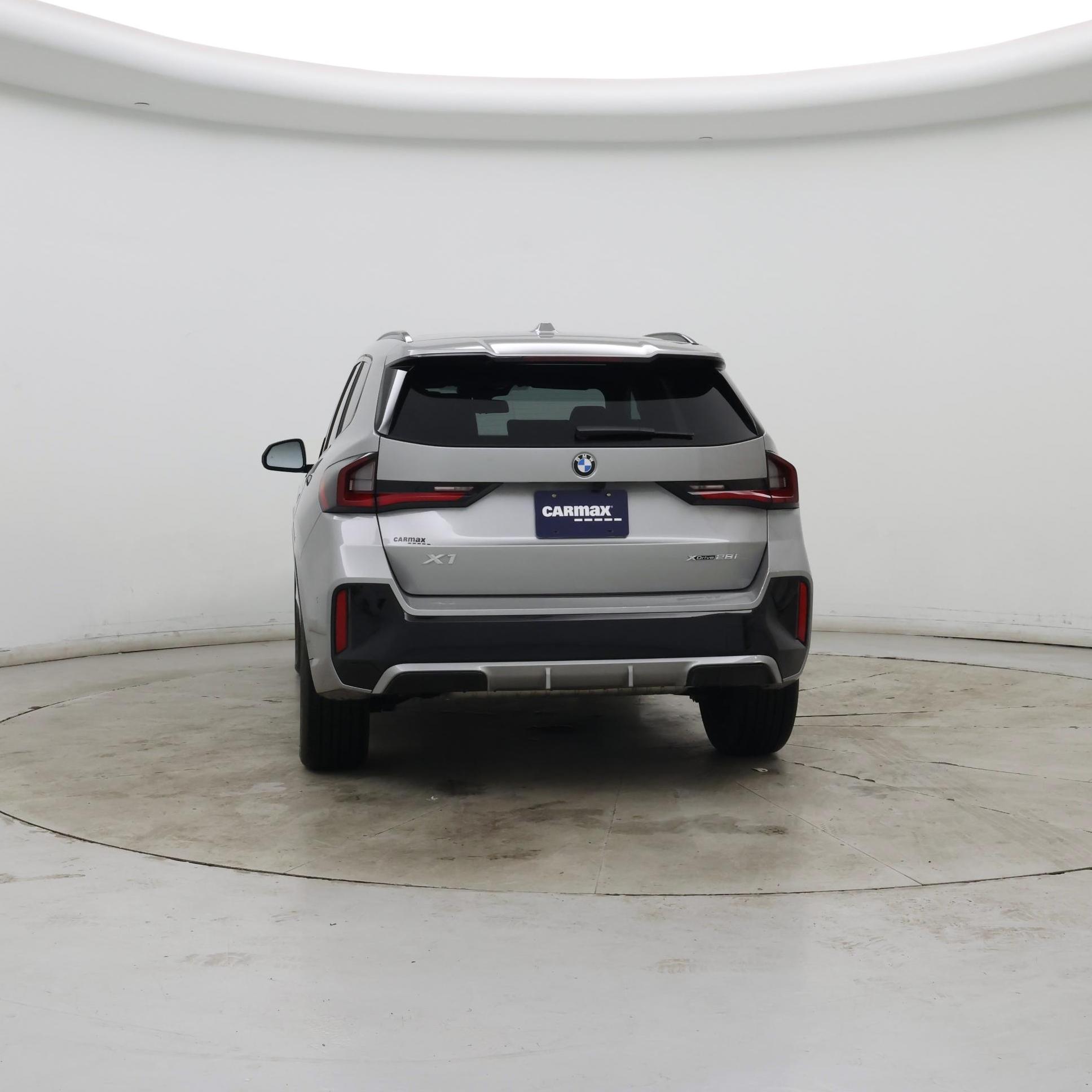 Thumbnail: 2023 BMW X1 - 6