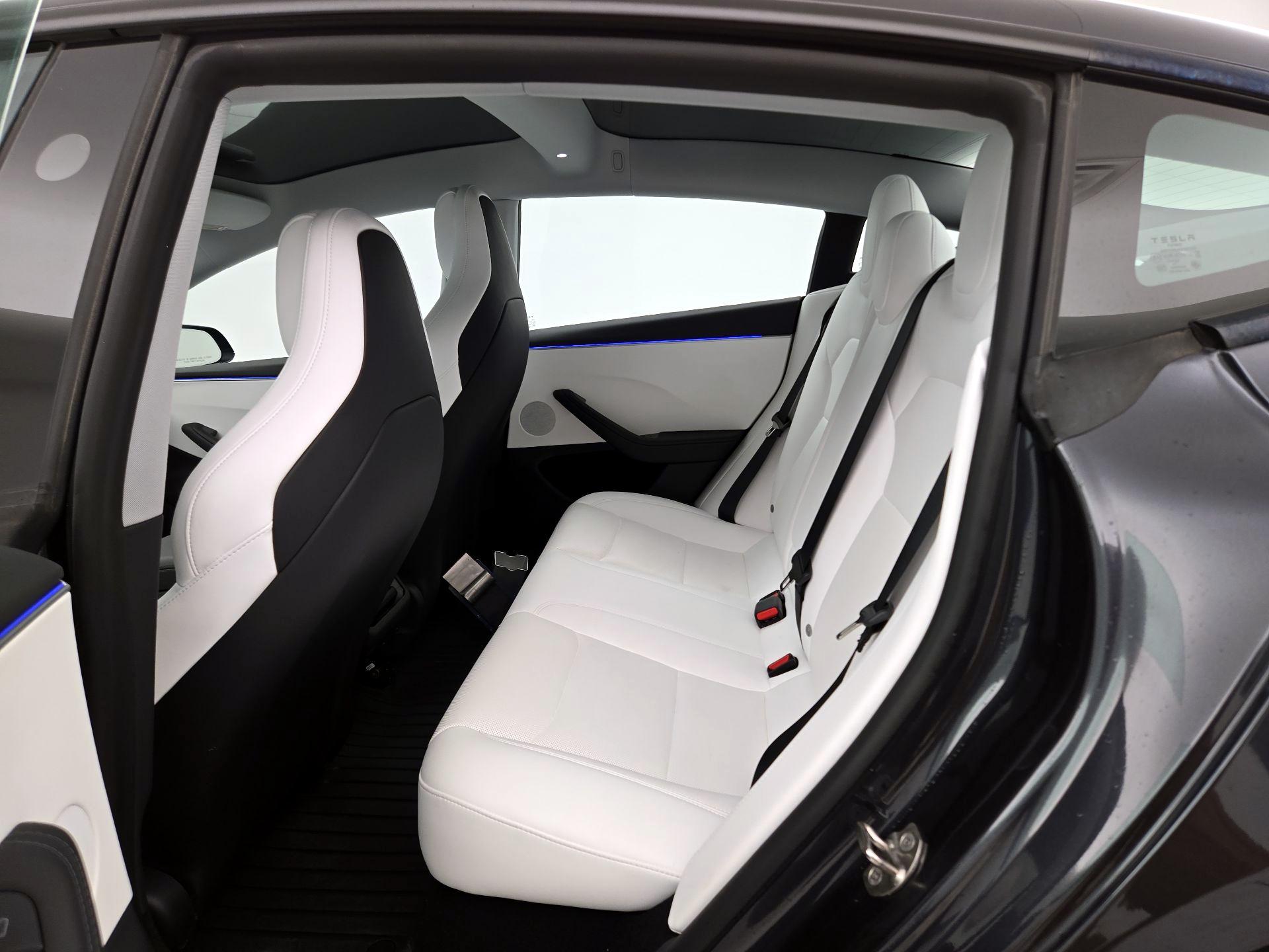 Thumbnail: 2024 Tesla Model 3 - 20