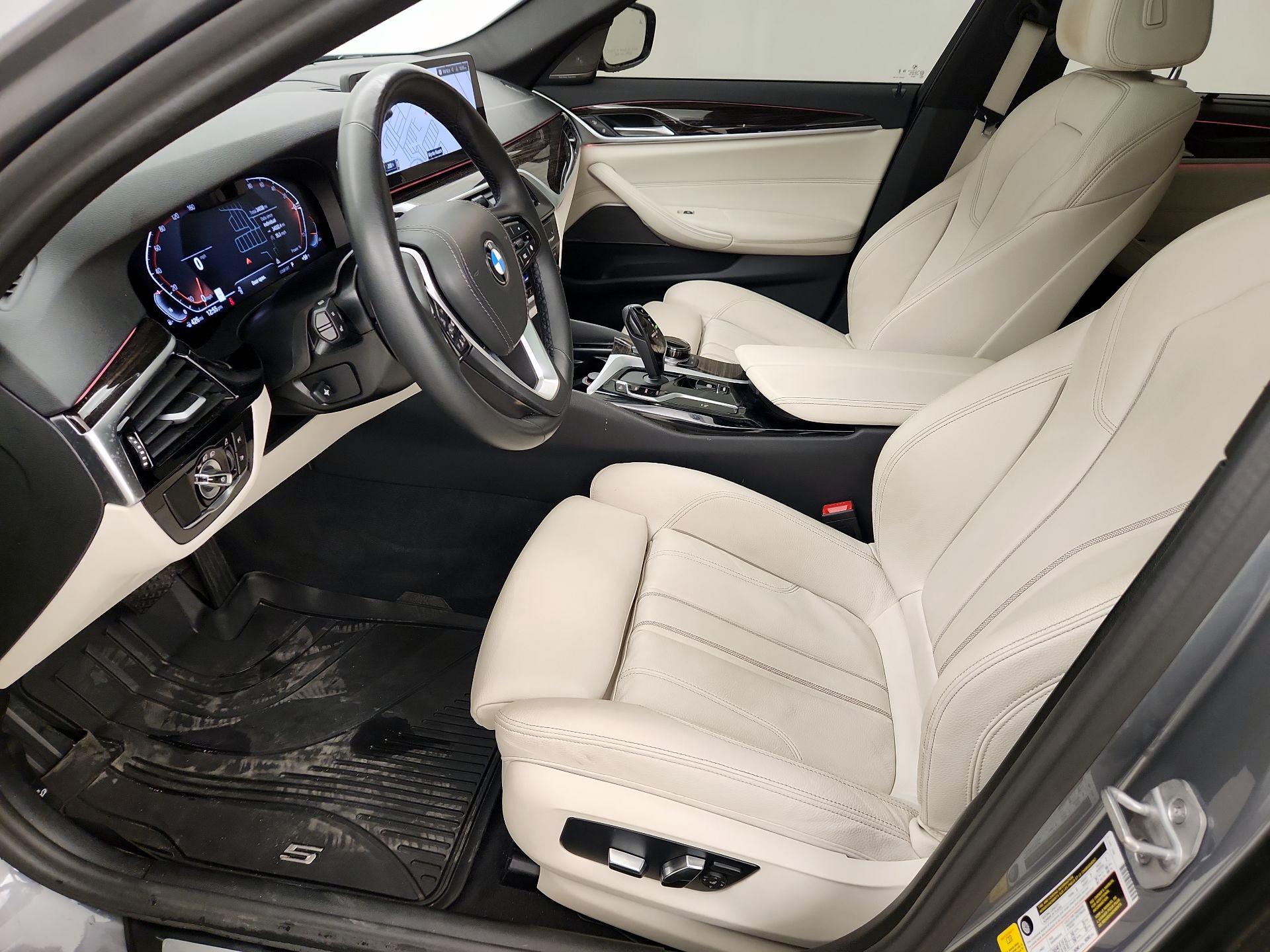 Thumbnail: 2023 BMW 5 Series - 9