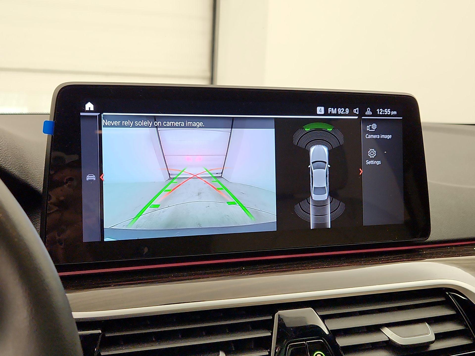Thumbnail: 2023 BMW 5 Series - 13