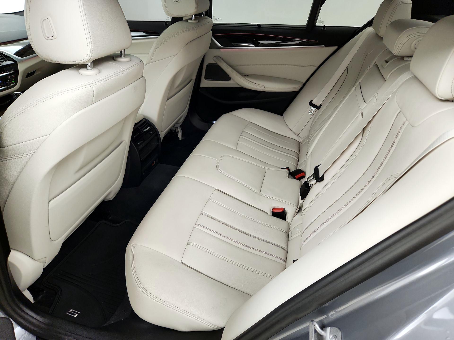 Thumbnail: 2023 BMW 5 Series - 19