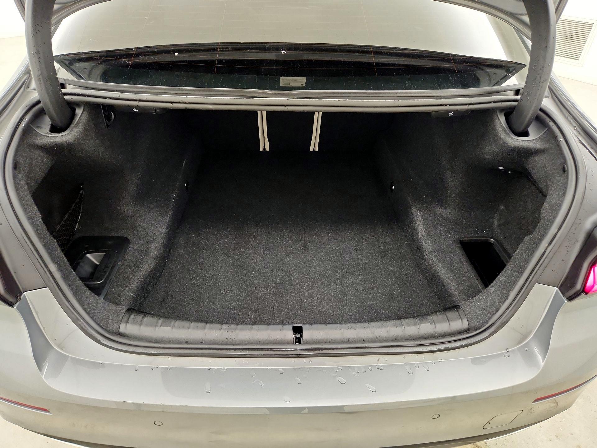 Thumbnail: 2023 BMW 5 Series - 20