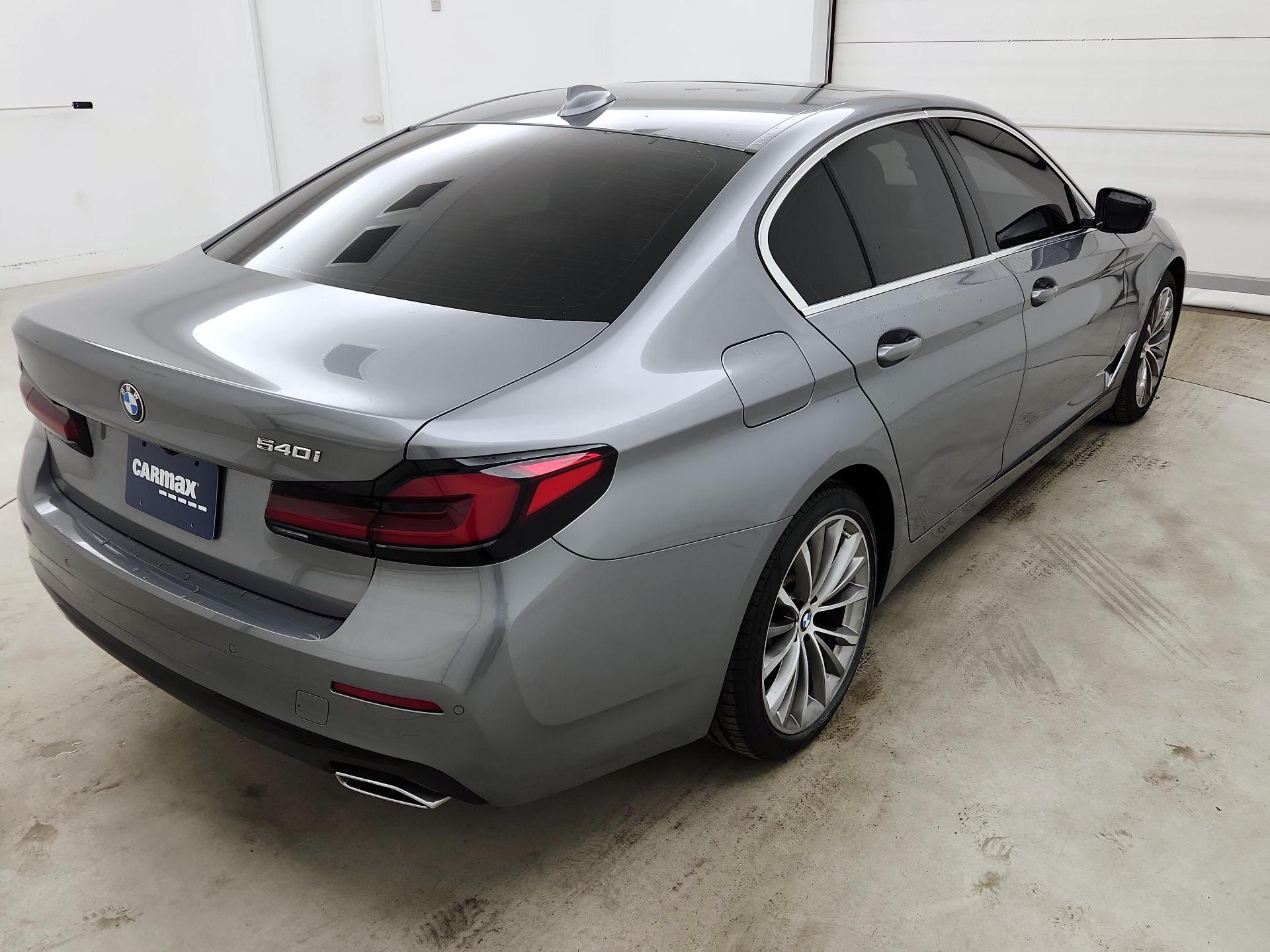 Thumbnail: 2023 BMW 5 Series - 5