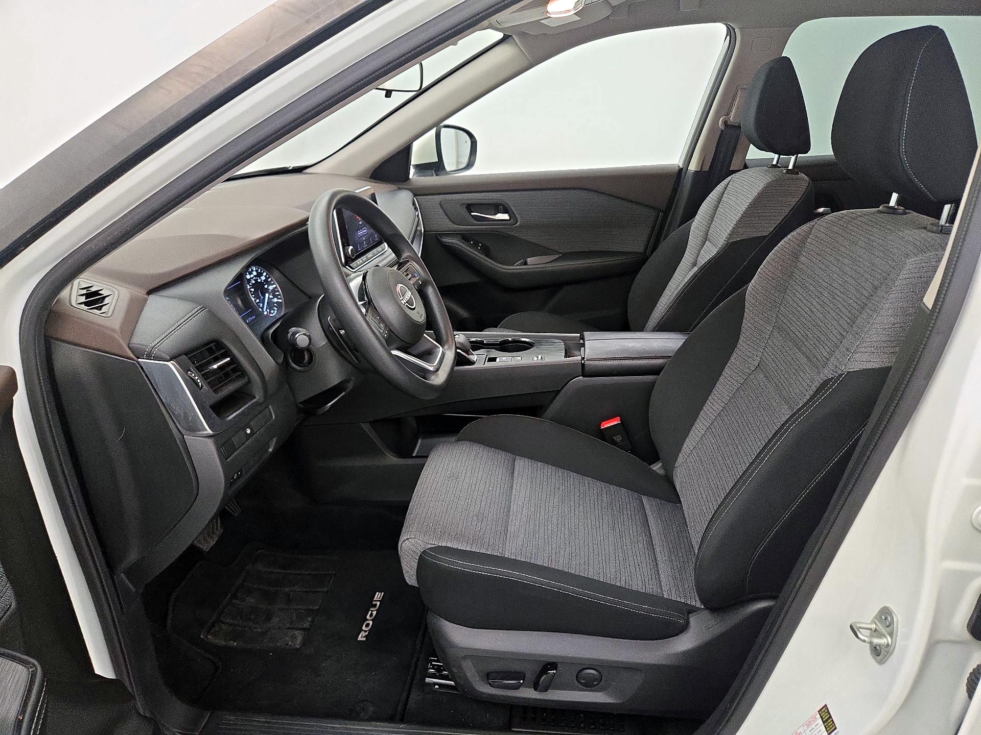 Thumbnail: 2023 Nissan Rogue - 19