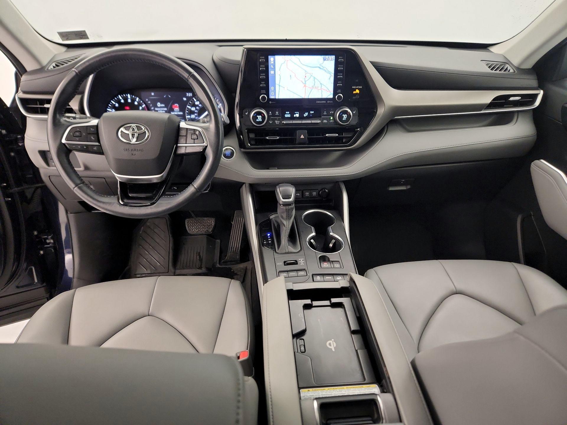 Thumbnail: 2020 Toyota Highlander - 9