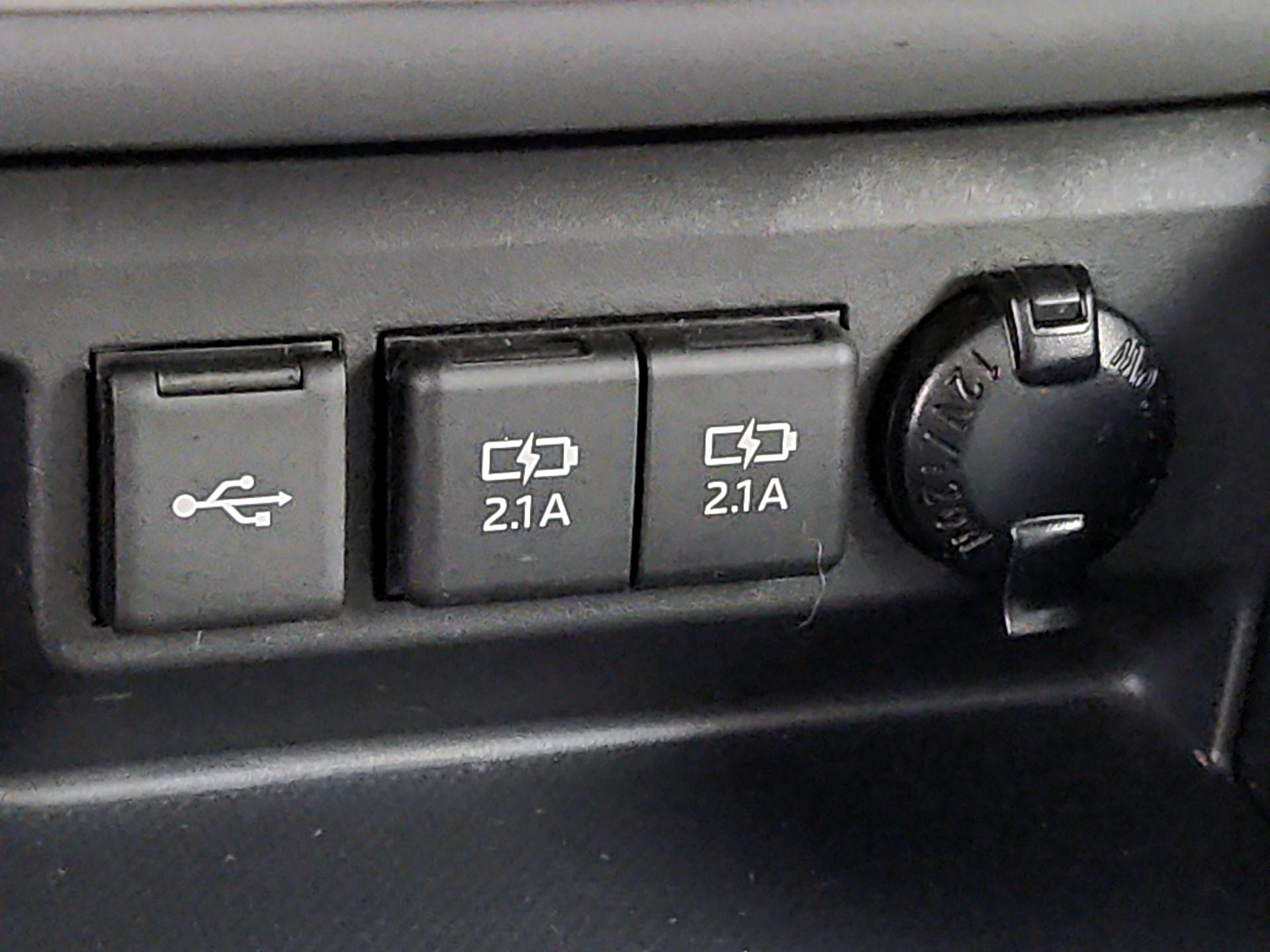 Thumbnail: 2020 Toyota Highlander - 19