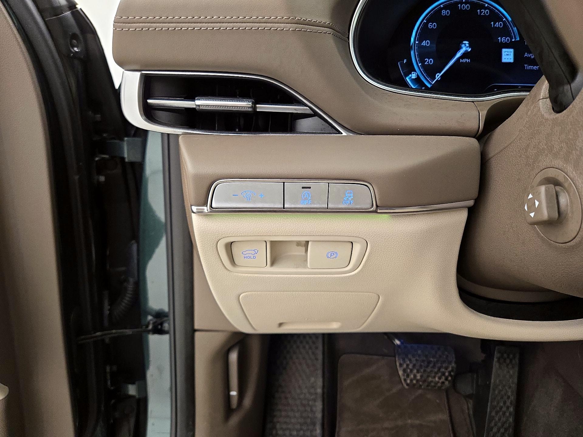 Thumbnail: 2023 Genesis GV80 - 13