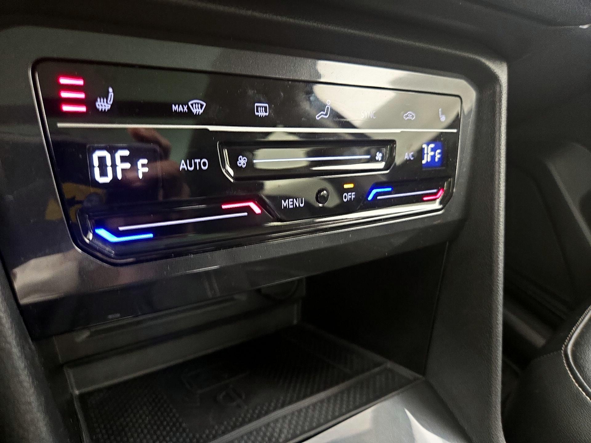 Thumbnail: 2024 Volkswagen Tiguan - 16