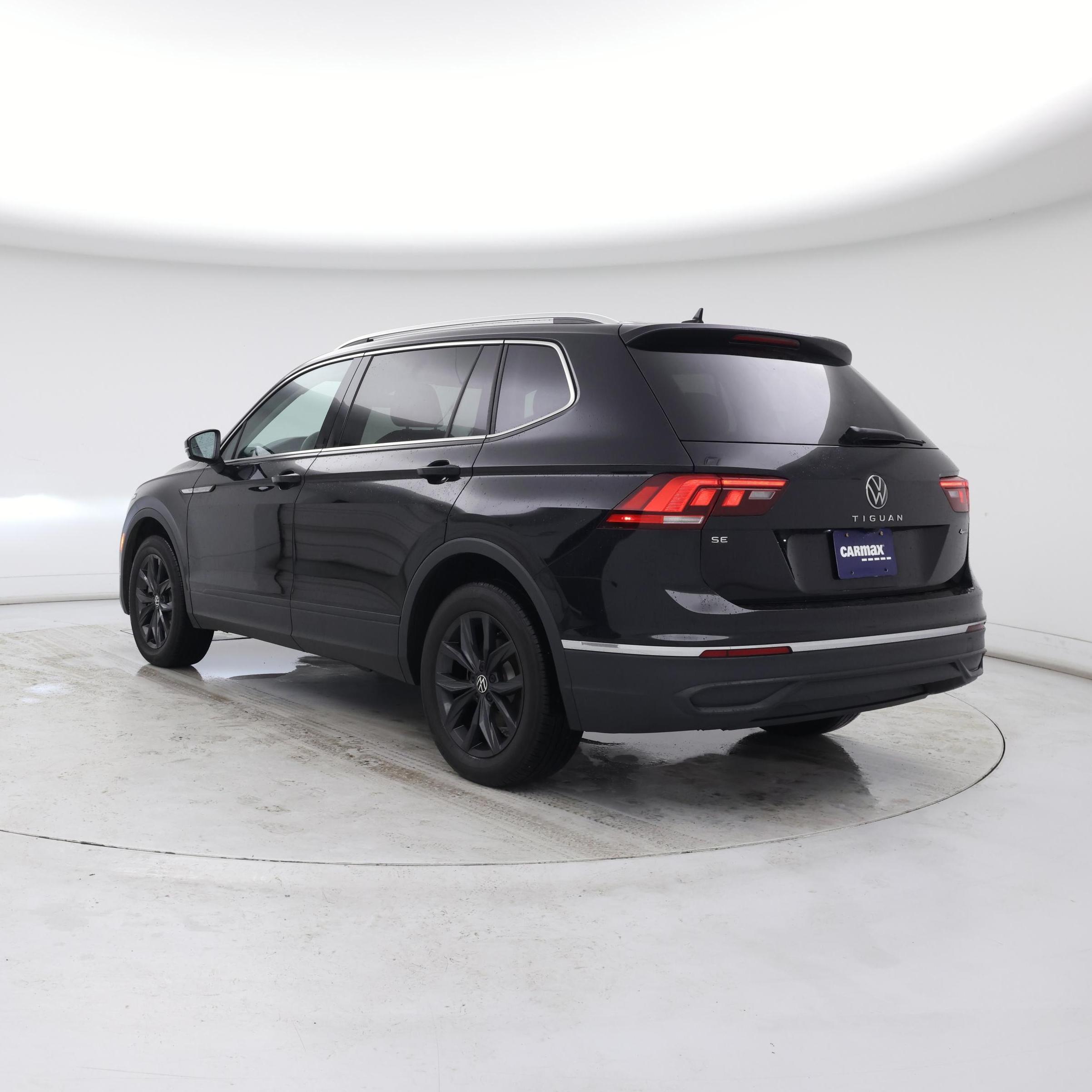 Thumbnail: 2024 Volkswagen Tiguan - 2