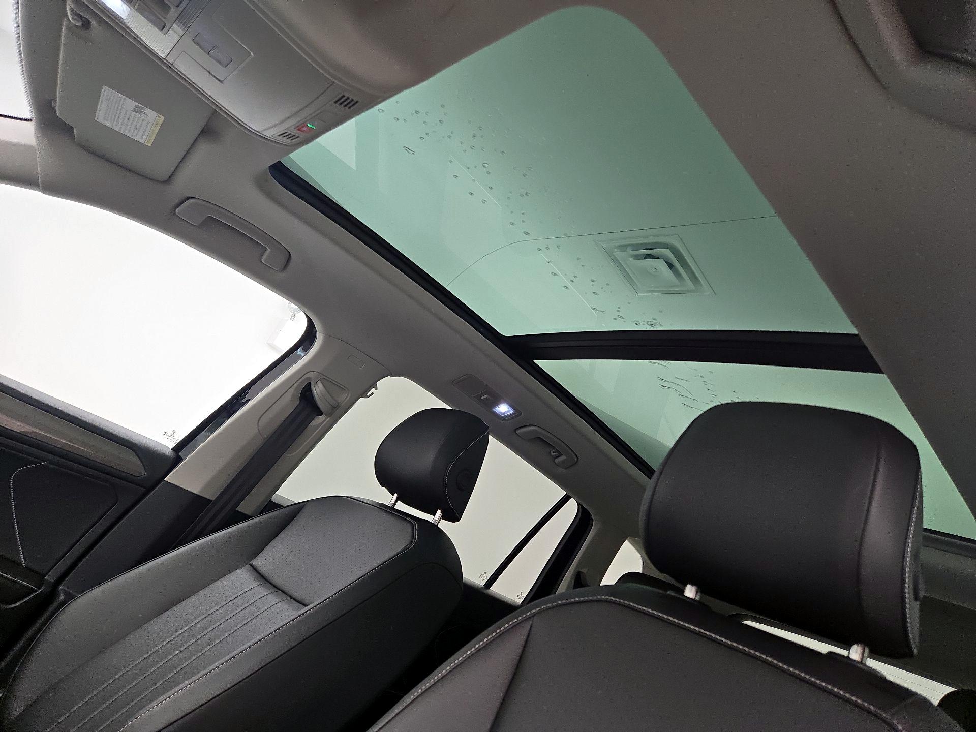 Thumbnail: 2024 Volkswagen Tiguan - 19