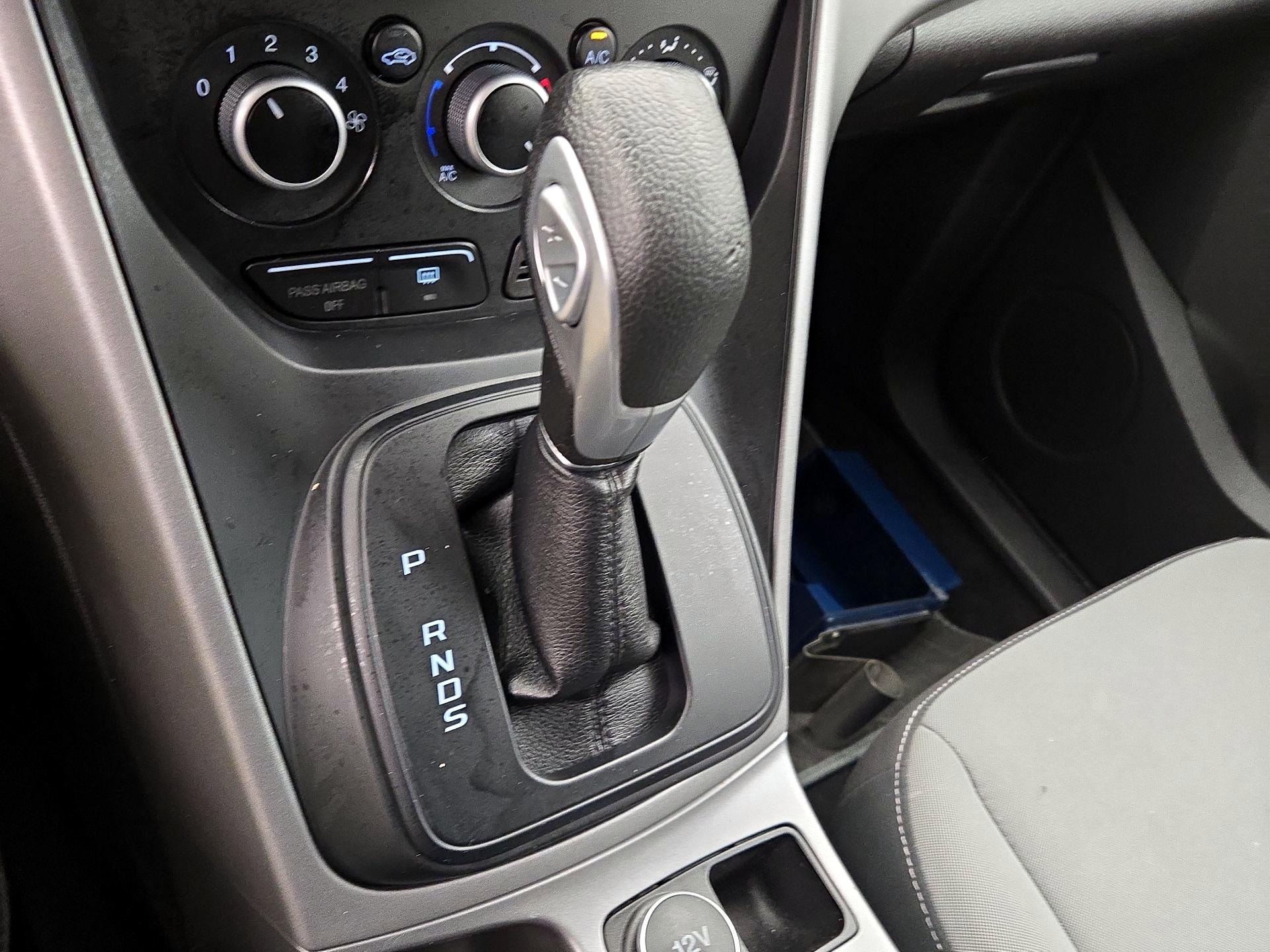 Thumbnail: 2014 Ford Escape - 17