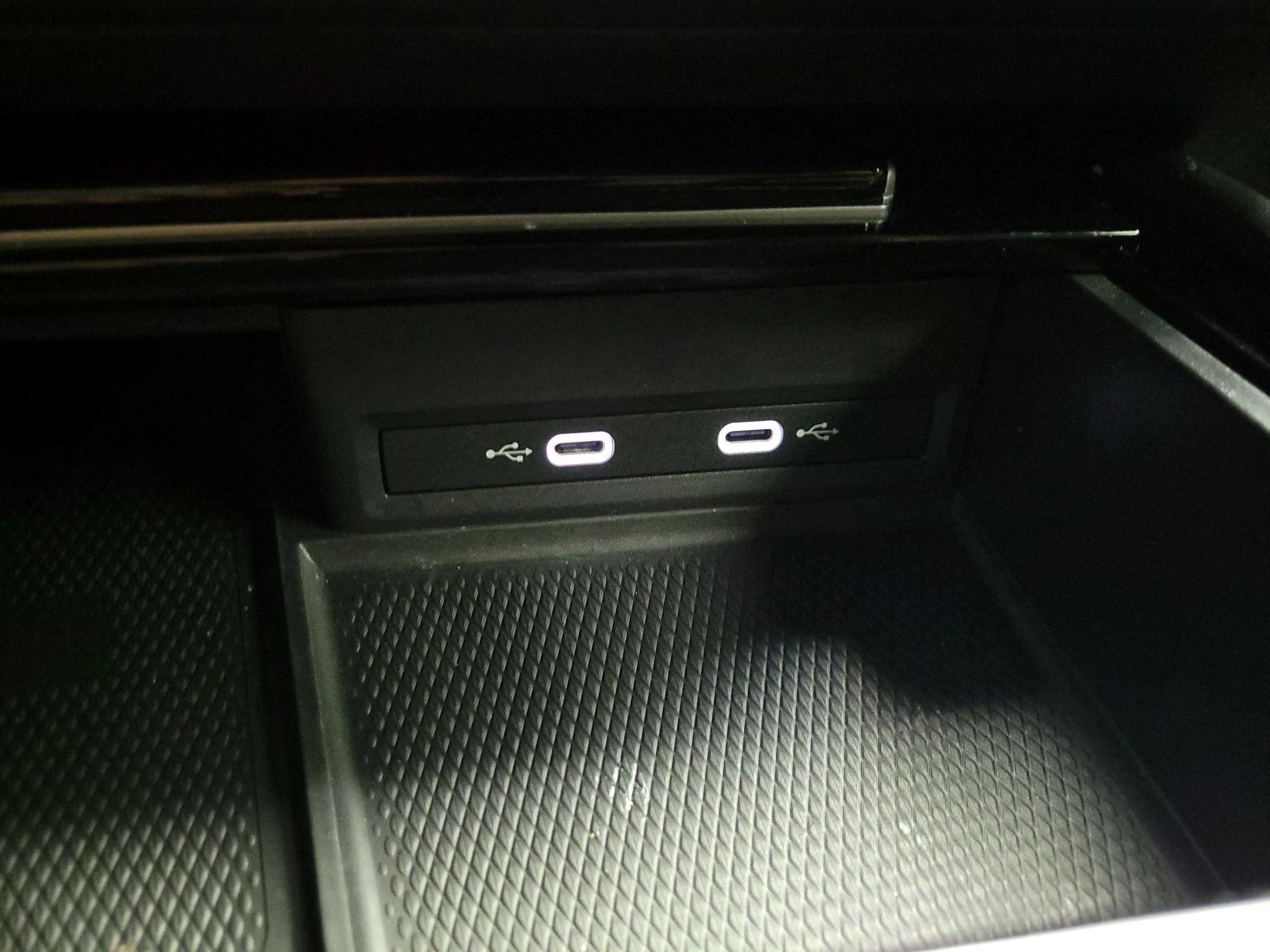 Thumbnail: 2024 Volkswagen Atlas - 18