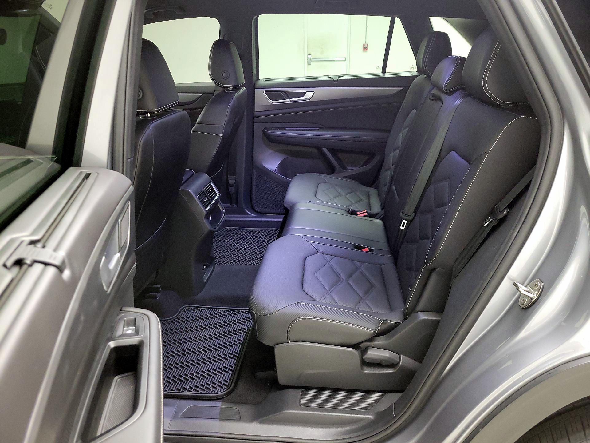 Thumbnail: 2024 Volkswagen Atlas - 19