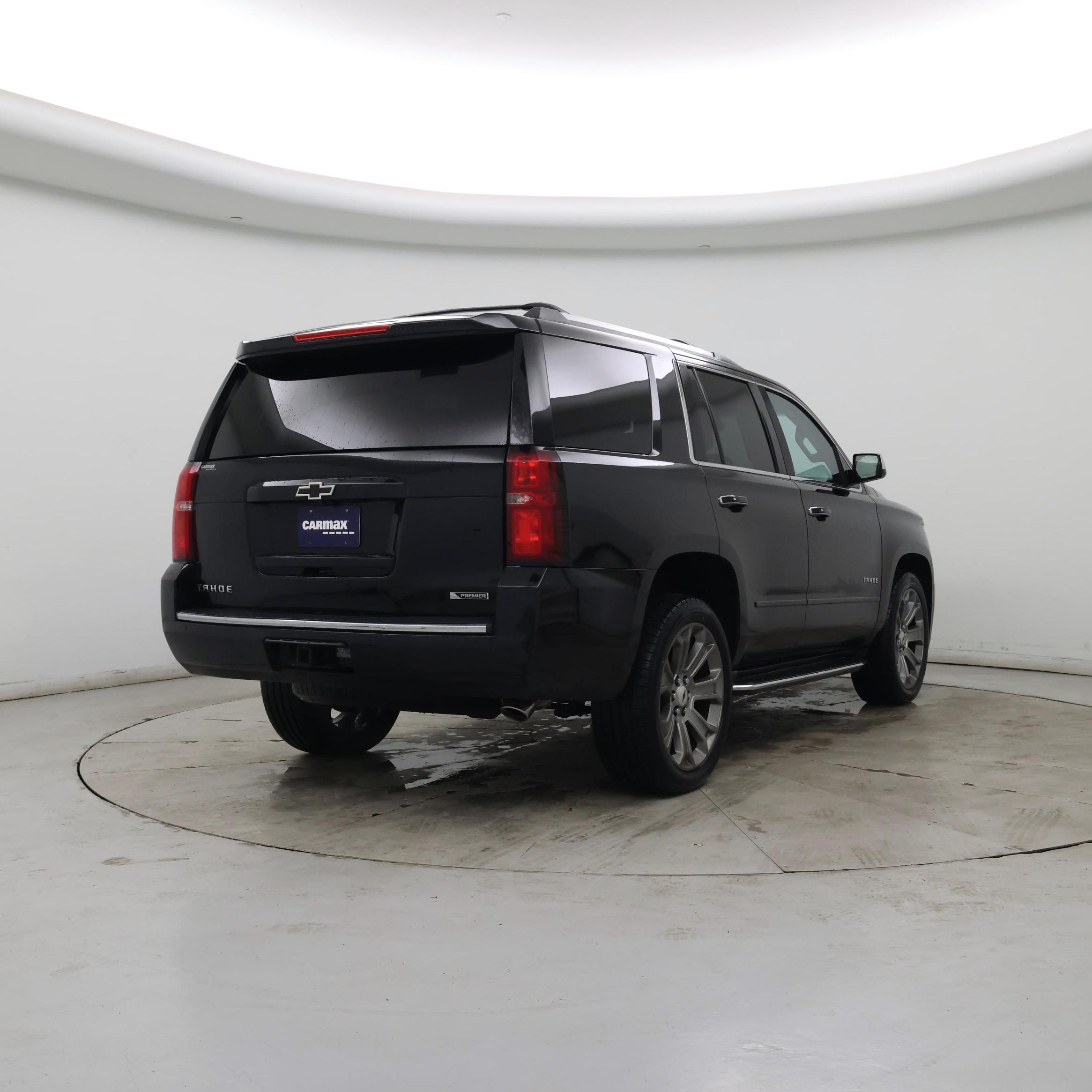 Thumbnail: 2017 Chevrolet Tahoe - 8