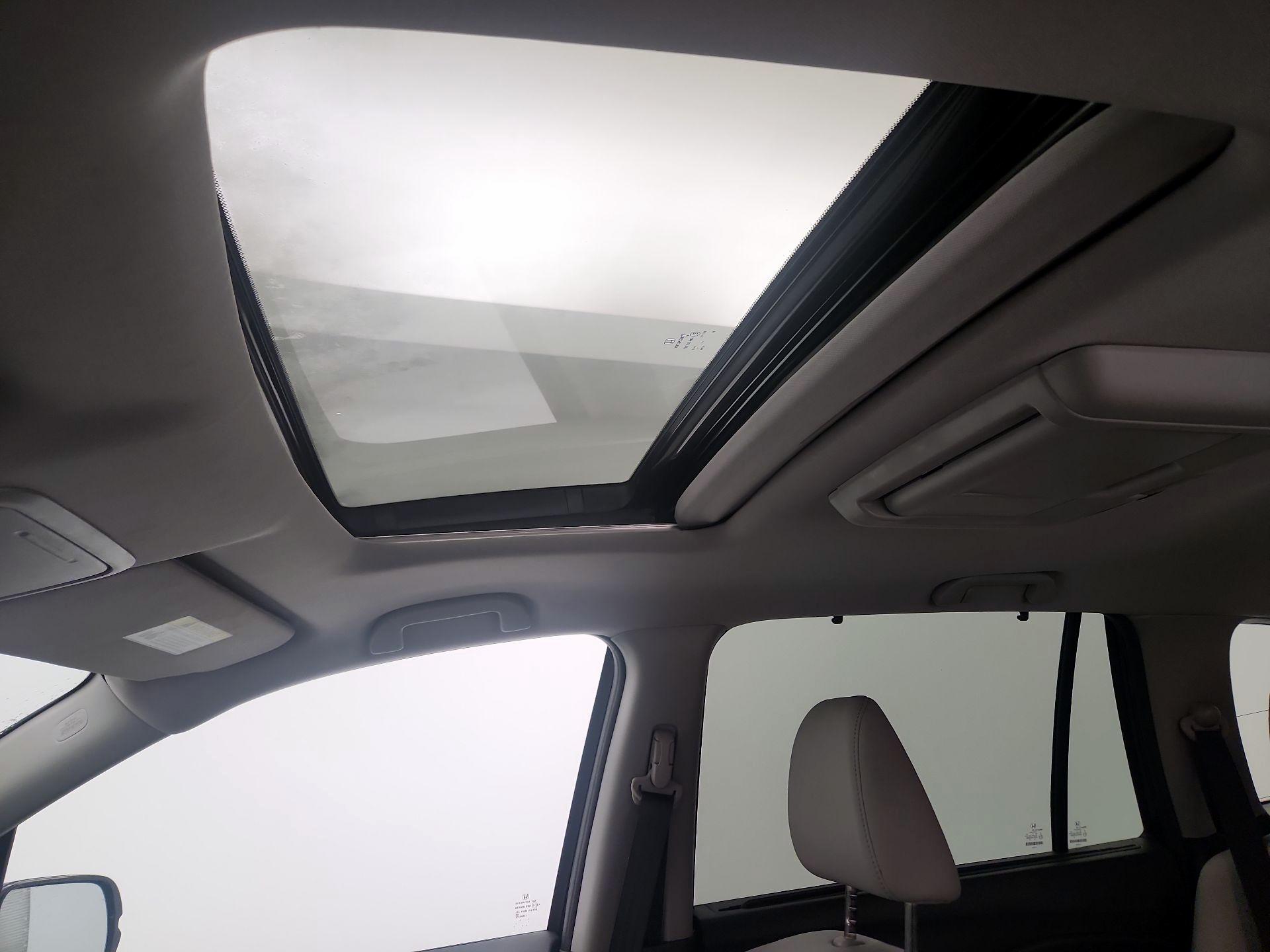 Thumbnail: 2016 Honda Pilot - 19