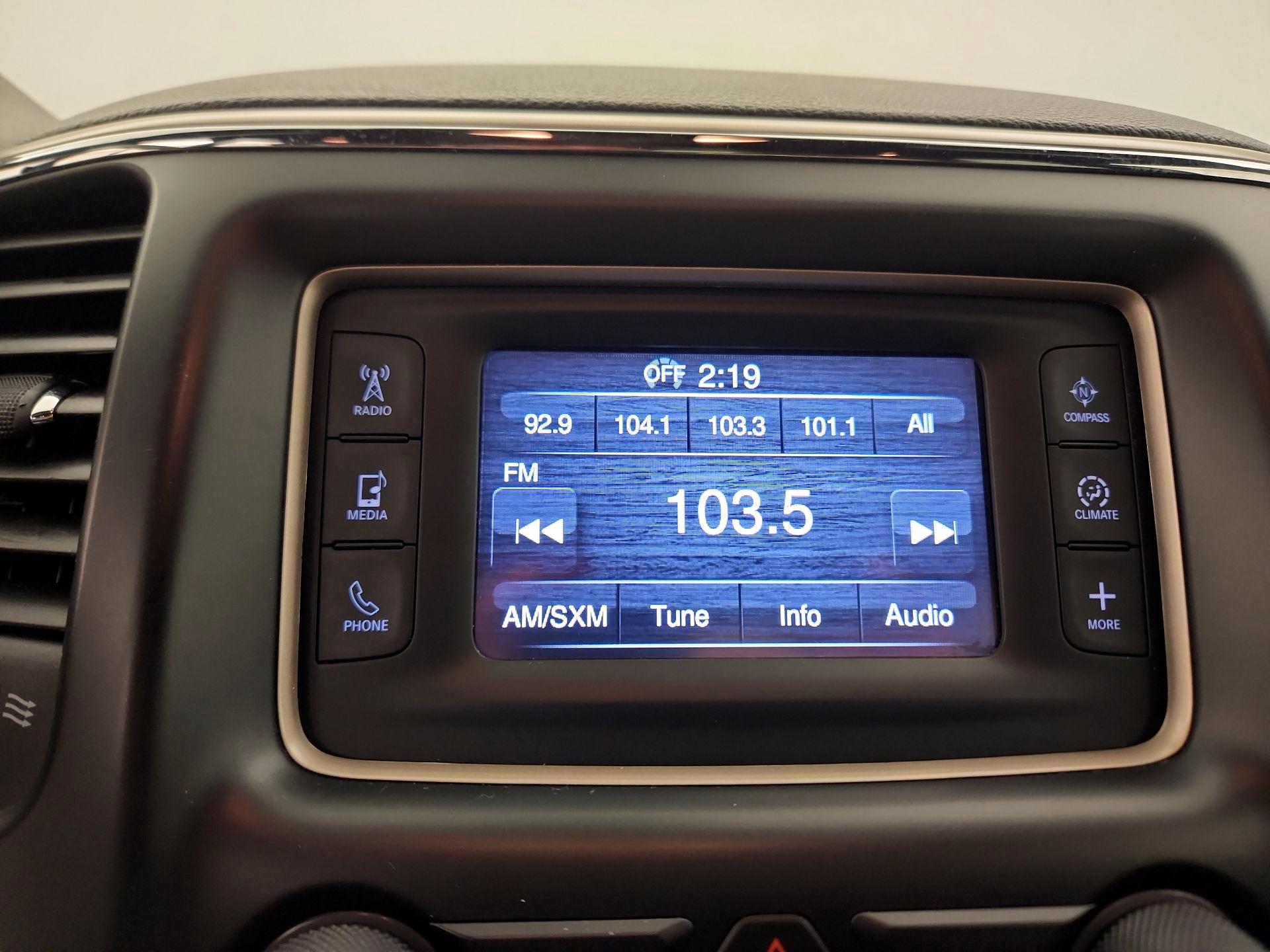 Thumbnail: 2014 Jeep Grand Cherokee - 14