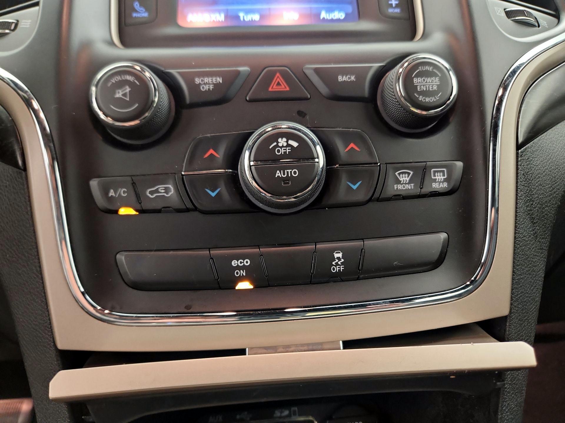 Thumbnail: 2014 Jeep Grand Cherokee - 15