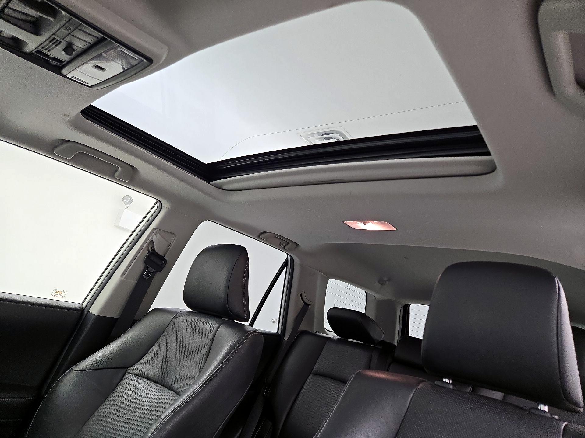 Thumbnail: 2021 Toyota 4Runner - 20