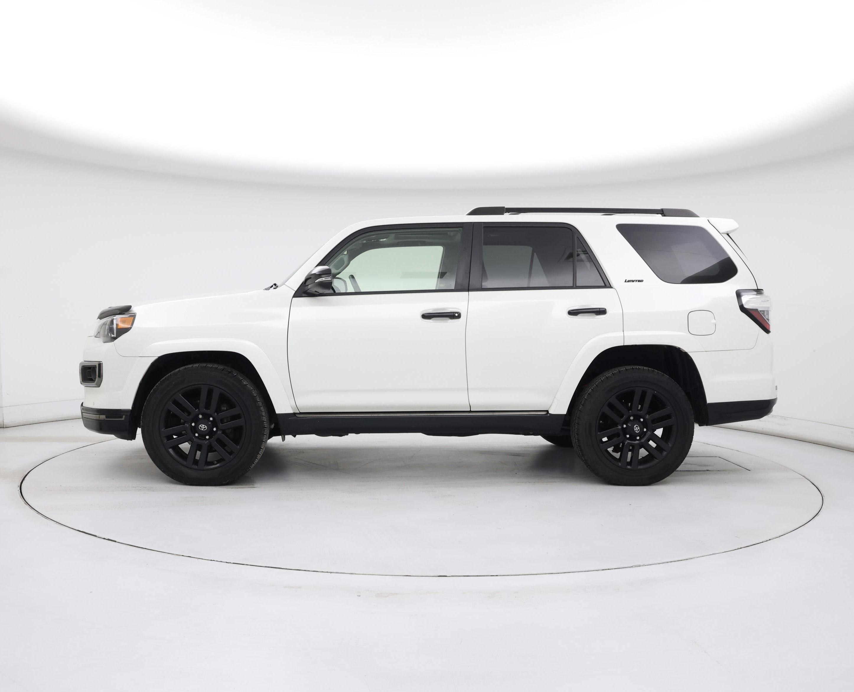 Thumbnail: 2021 Toyota 4Runner - 3