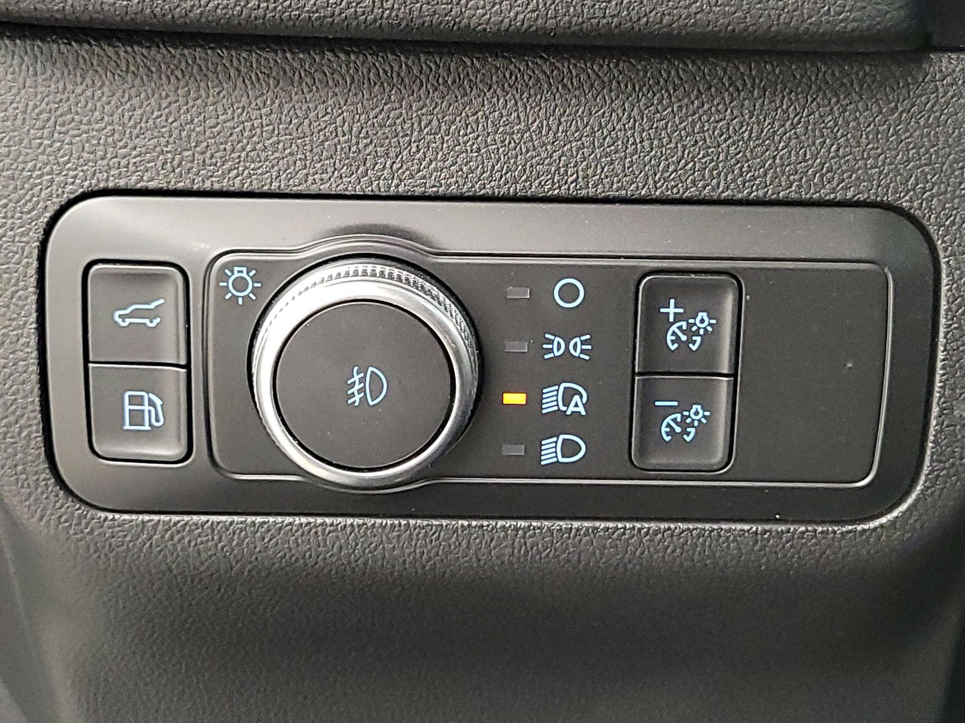 Thumbnail: 2022 Ford Escape - 13