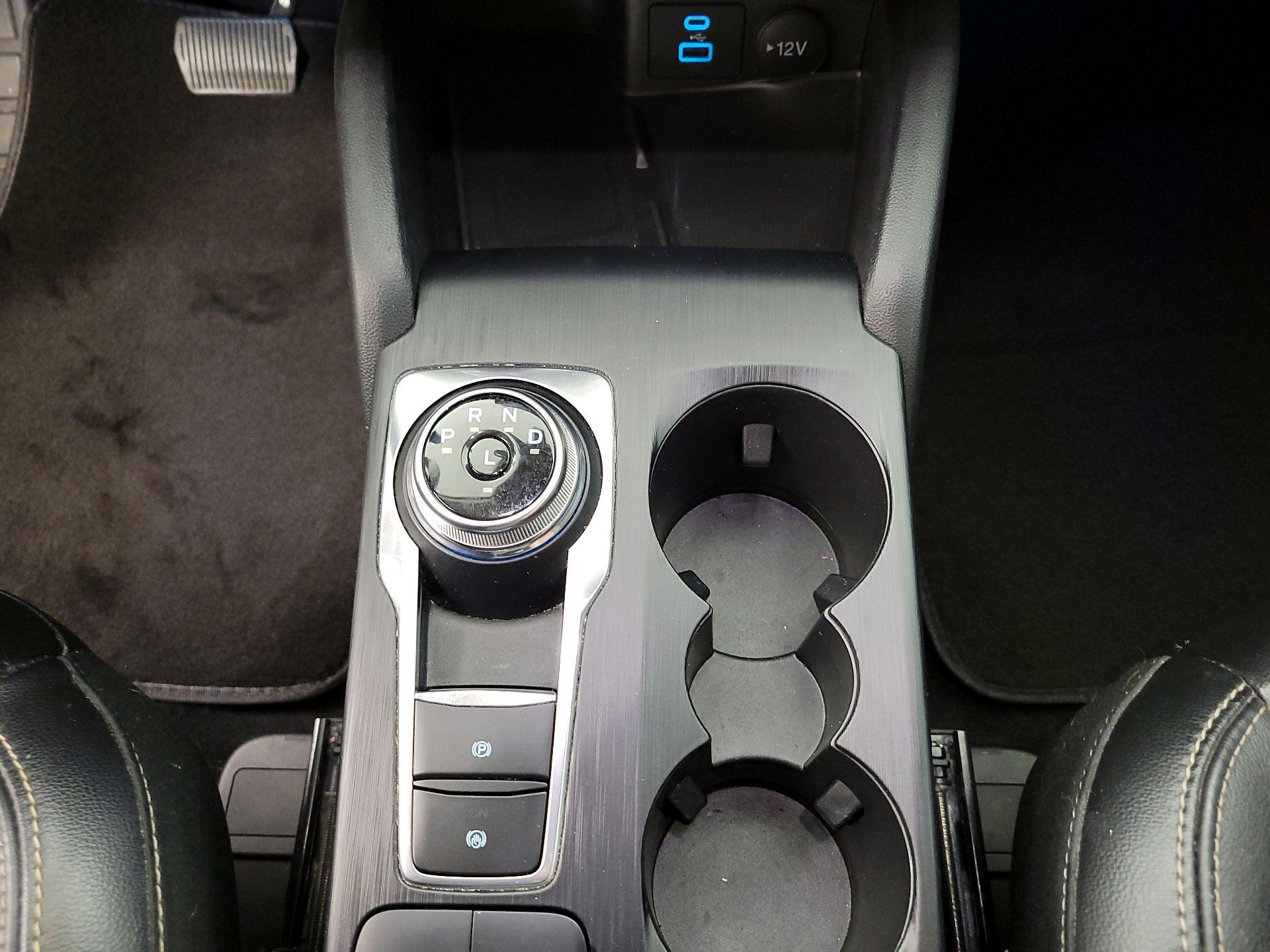 Thumbnail: 2022 Ford Escape - 18