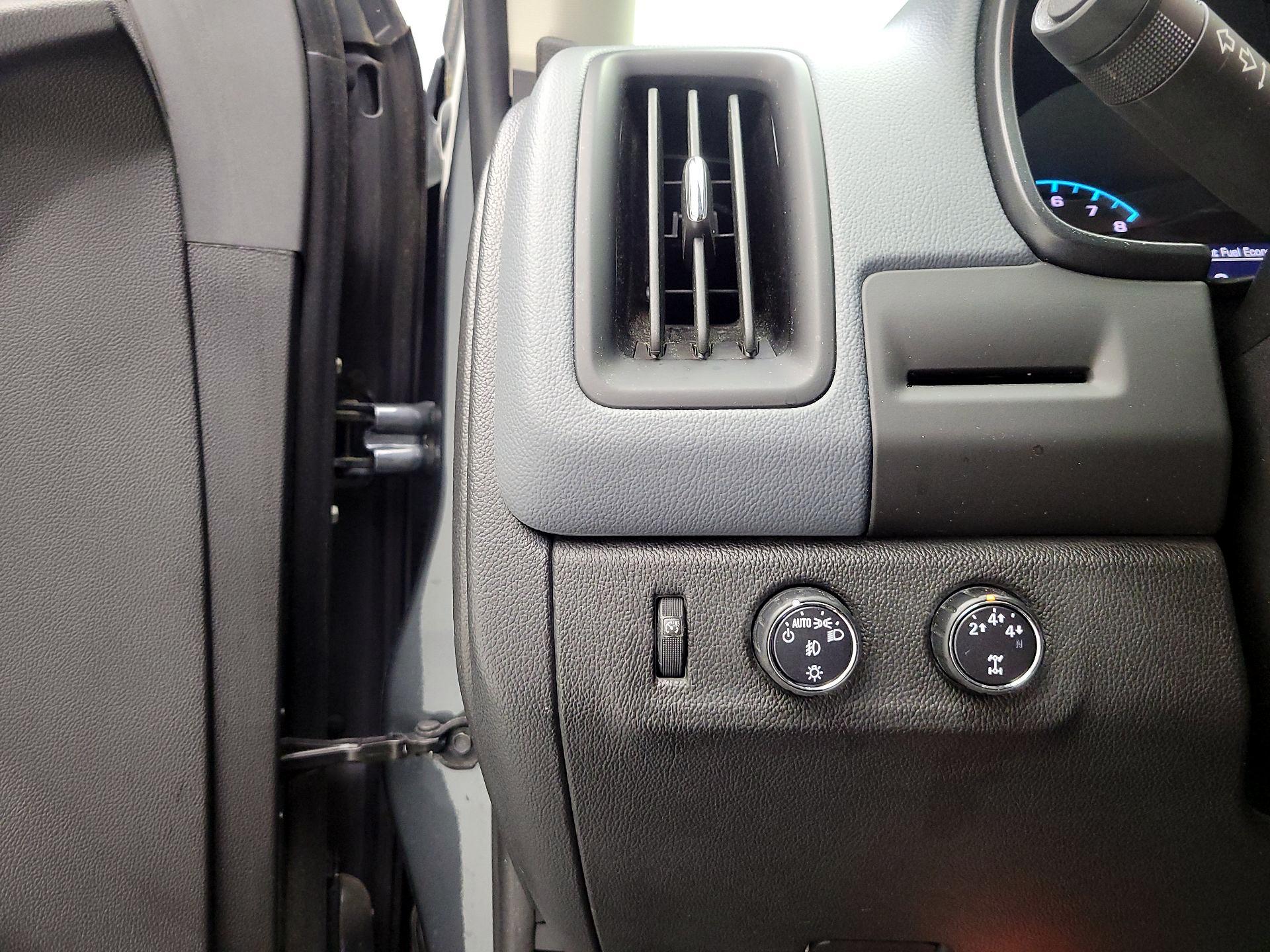 Thumbnail: 2016 Chevrolet Colorado - 11