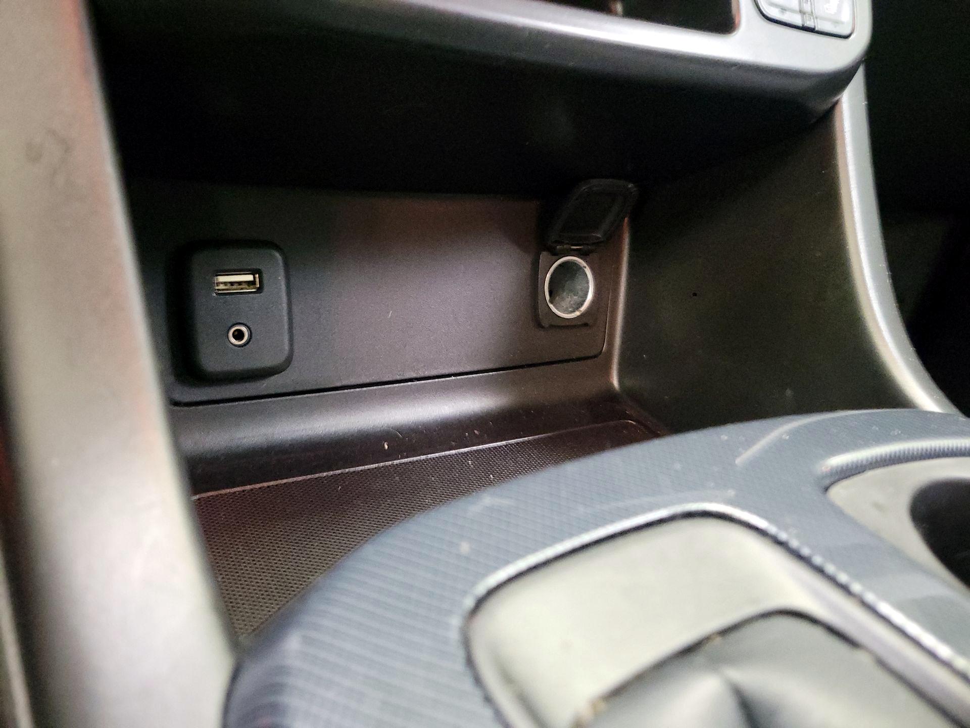 Thumbnail: 2016 Chevrolet Colorado - 16