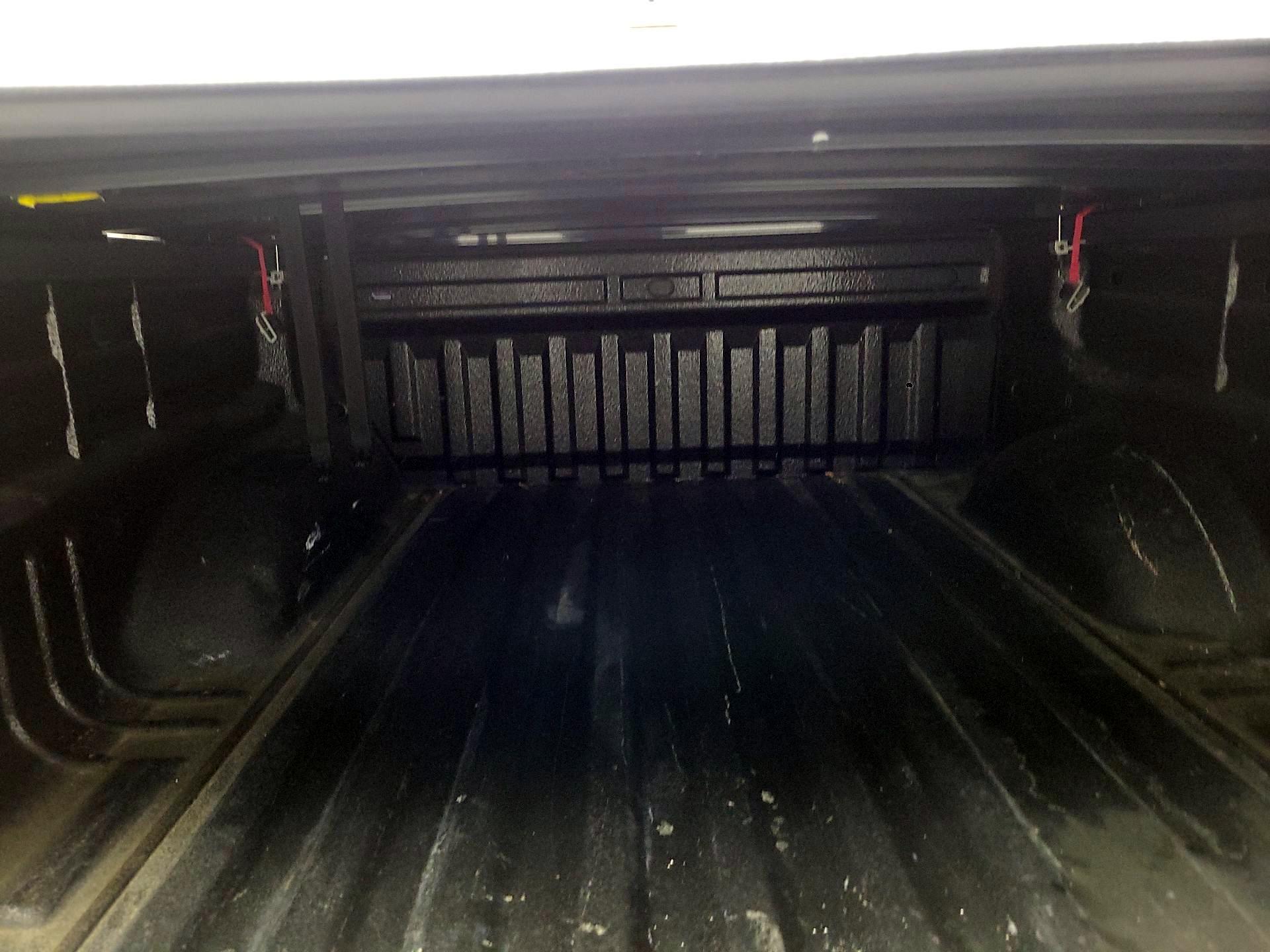 Thumbnail: 2016 Chevrolet Colorado - 18