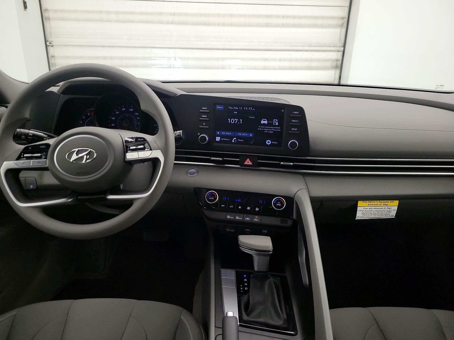 Thumbnail: 2023 Hyundai Elantra - 9